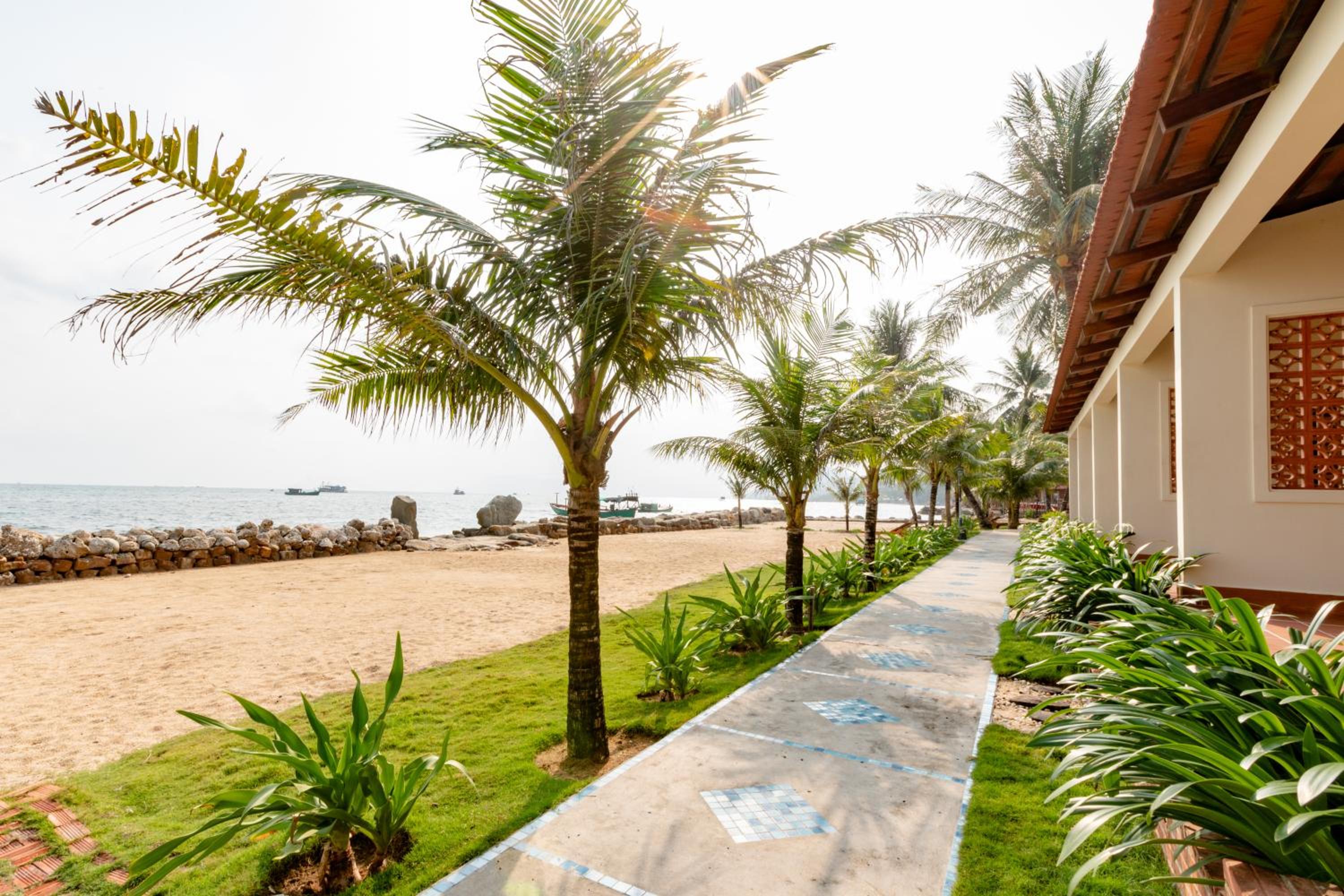 Hula Hula Seafront Phu Quoc