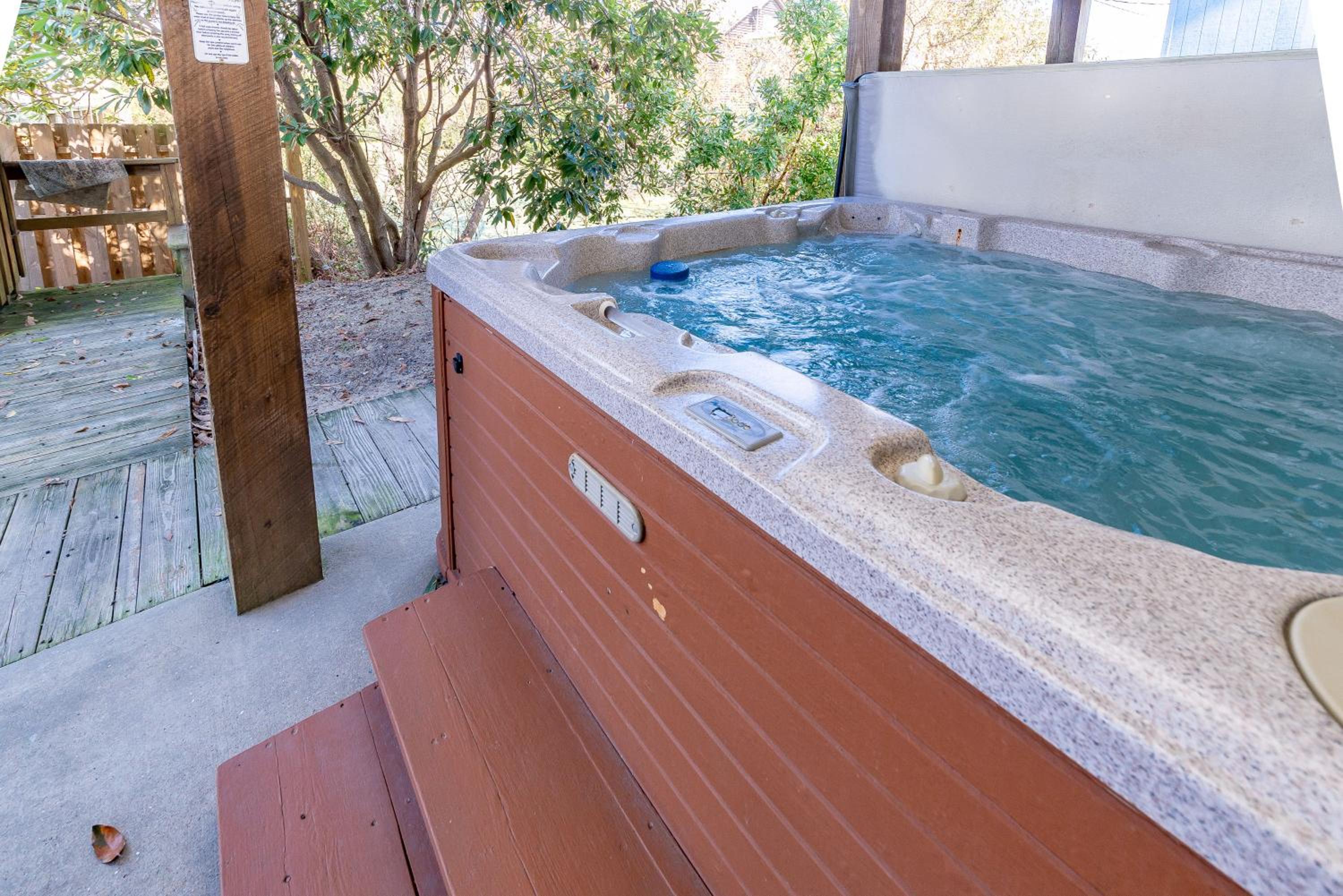 On Island Time - KDH MP 7, 275 Yds to Beach, Pool, Hot Tub, Pool Table, Flex Stays view 2