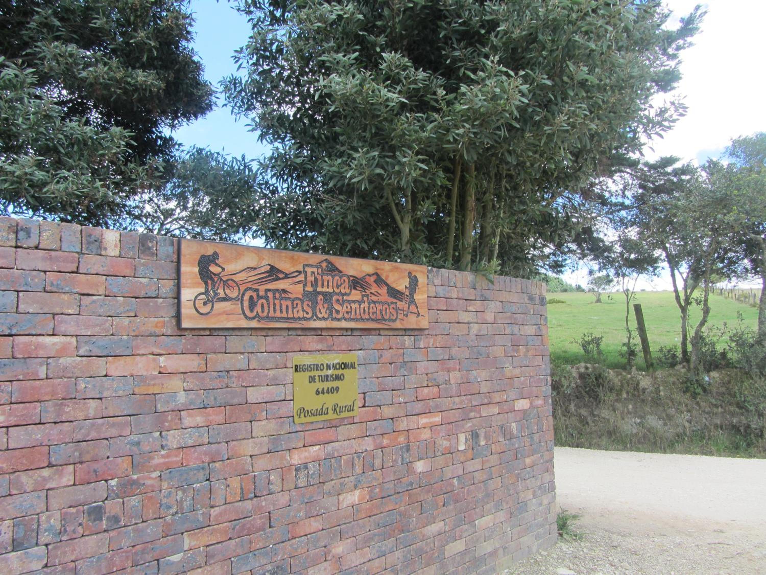 Ecohotel, Finca Colinas y Senderos, Pantano de Vargas
