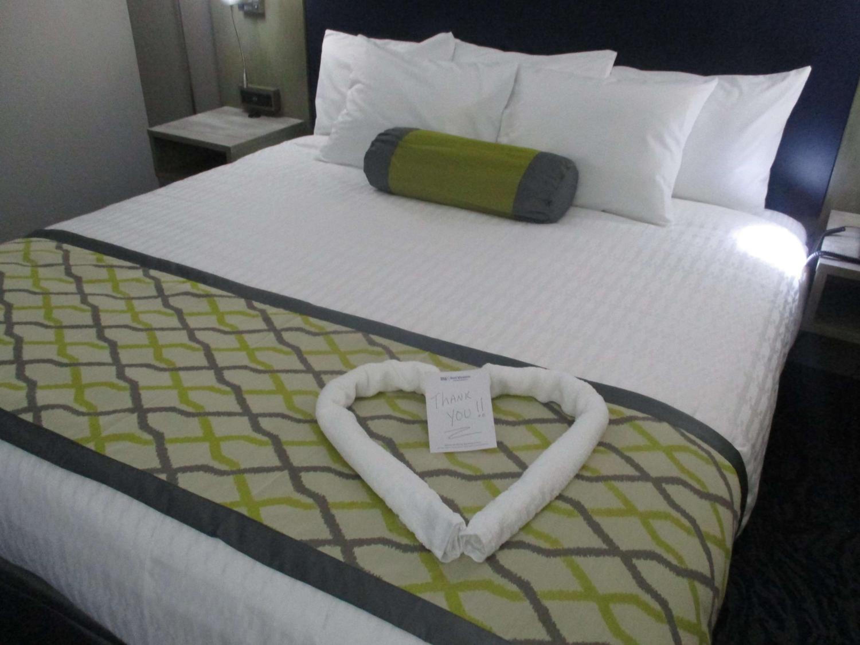 Bloomington Vacations - Best Western Plus Bloomington East - Property Image 12