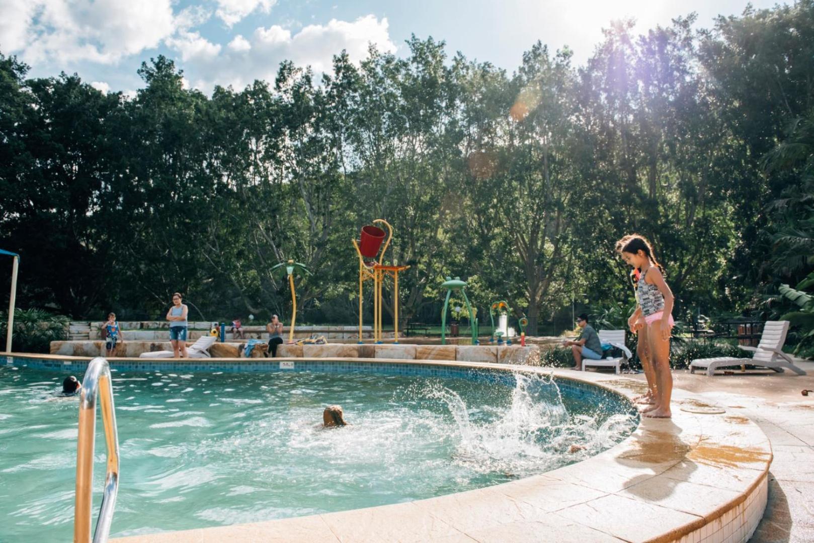 Del Rio Riverside Resort