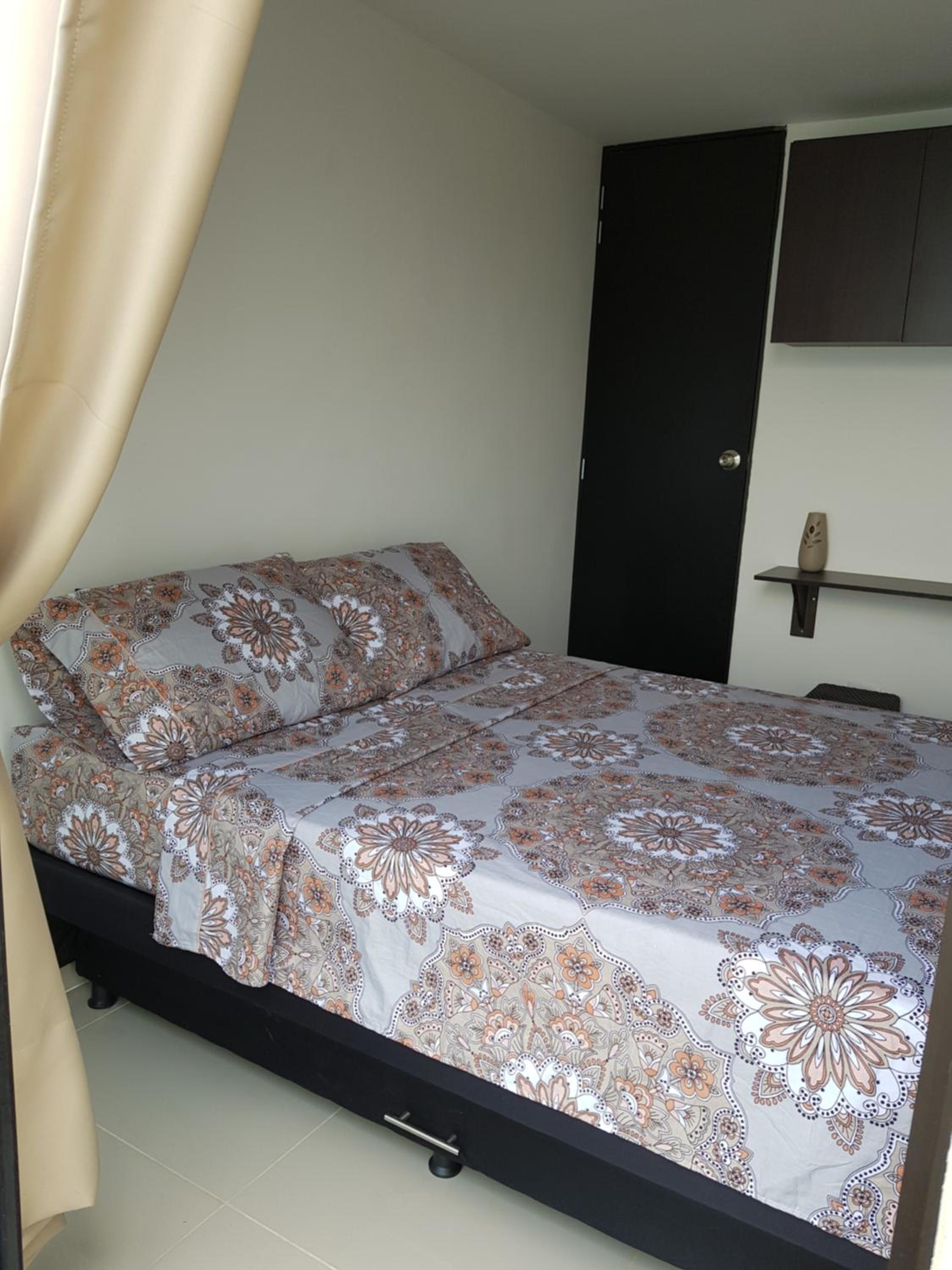 Apartasuites Medellin Los Molinos