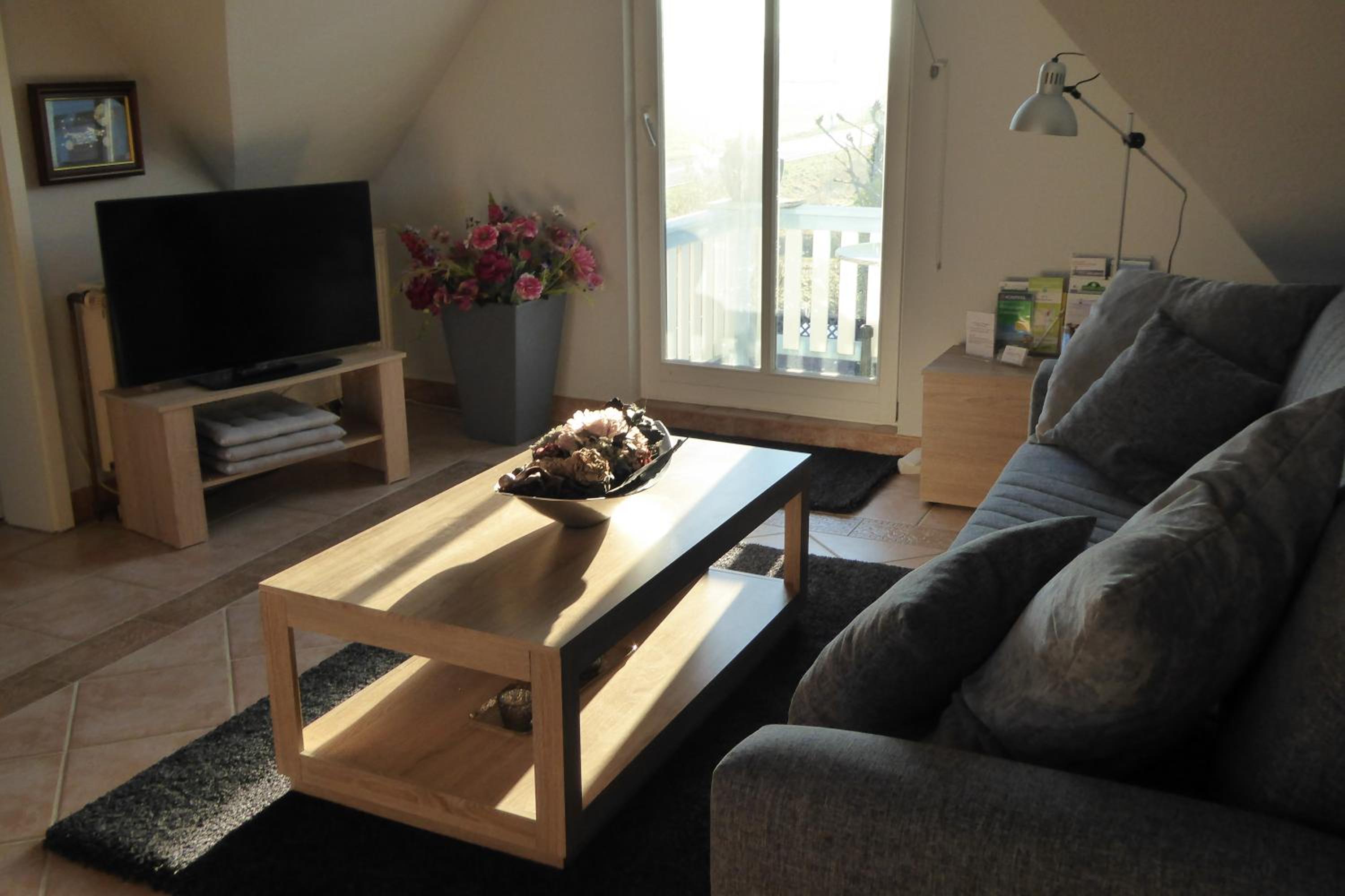 Casa Carina Ferienhaus, Oberwohnung mit kleinem Sonnenbalkon und Terrasse view 5