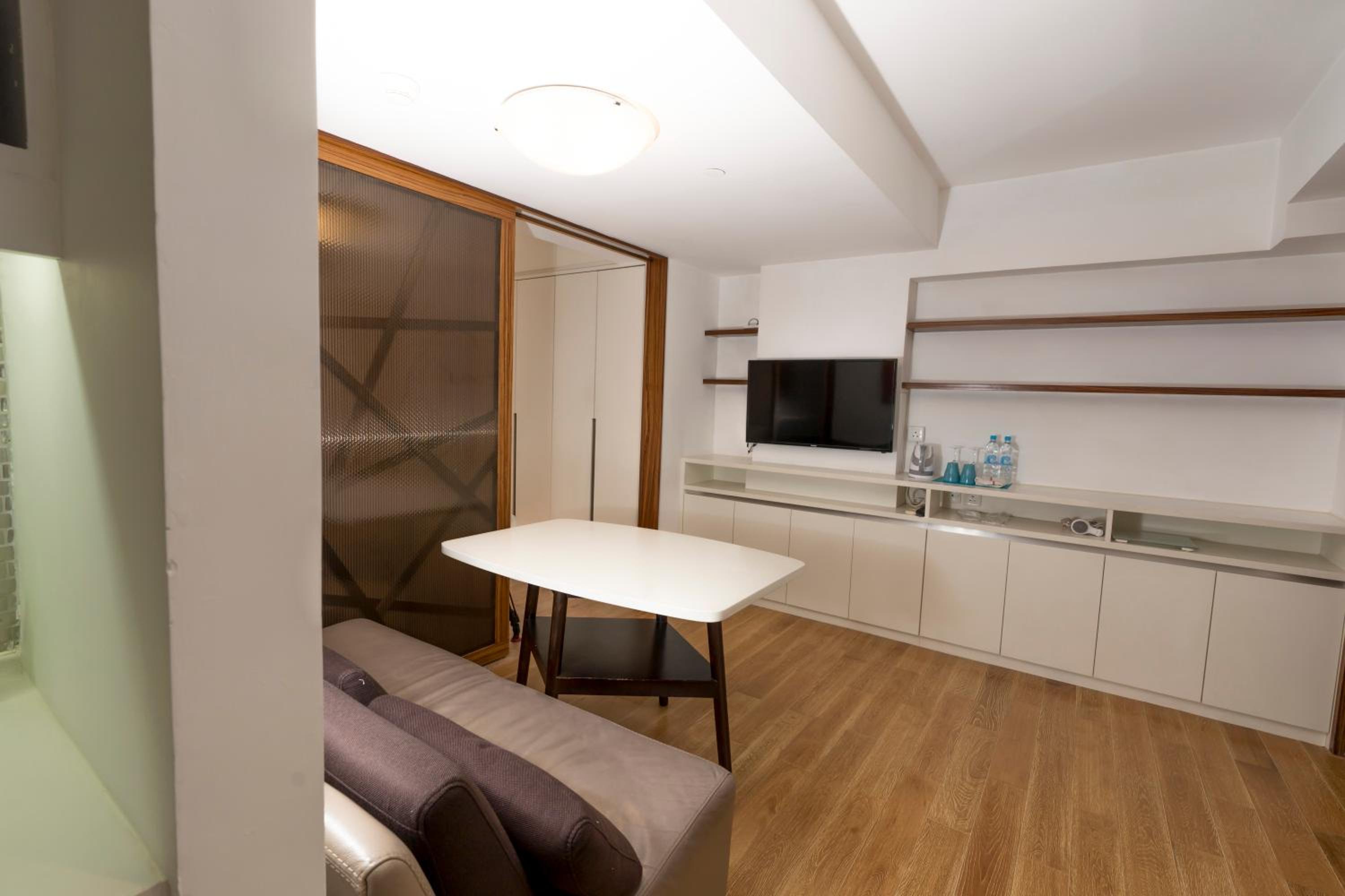 Homy Residence