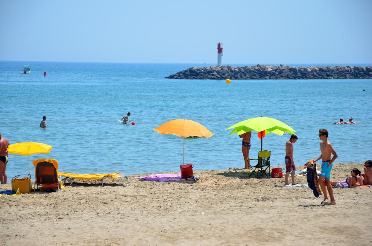 Hotel Lagrange Grand Bleu Vacances – Residence La Grenadine - Image 1