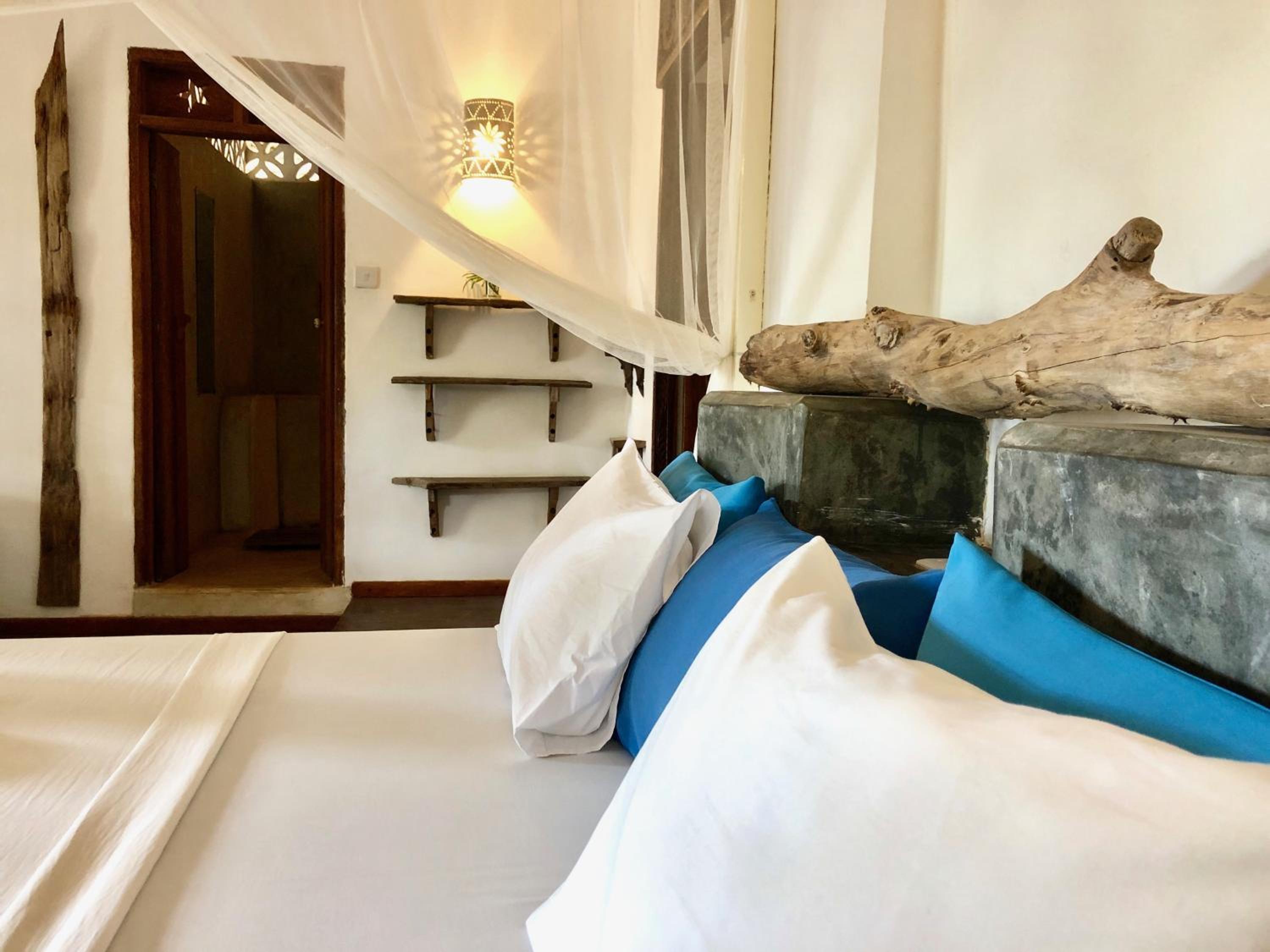 Zanzistar Lodge