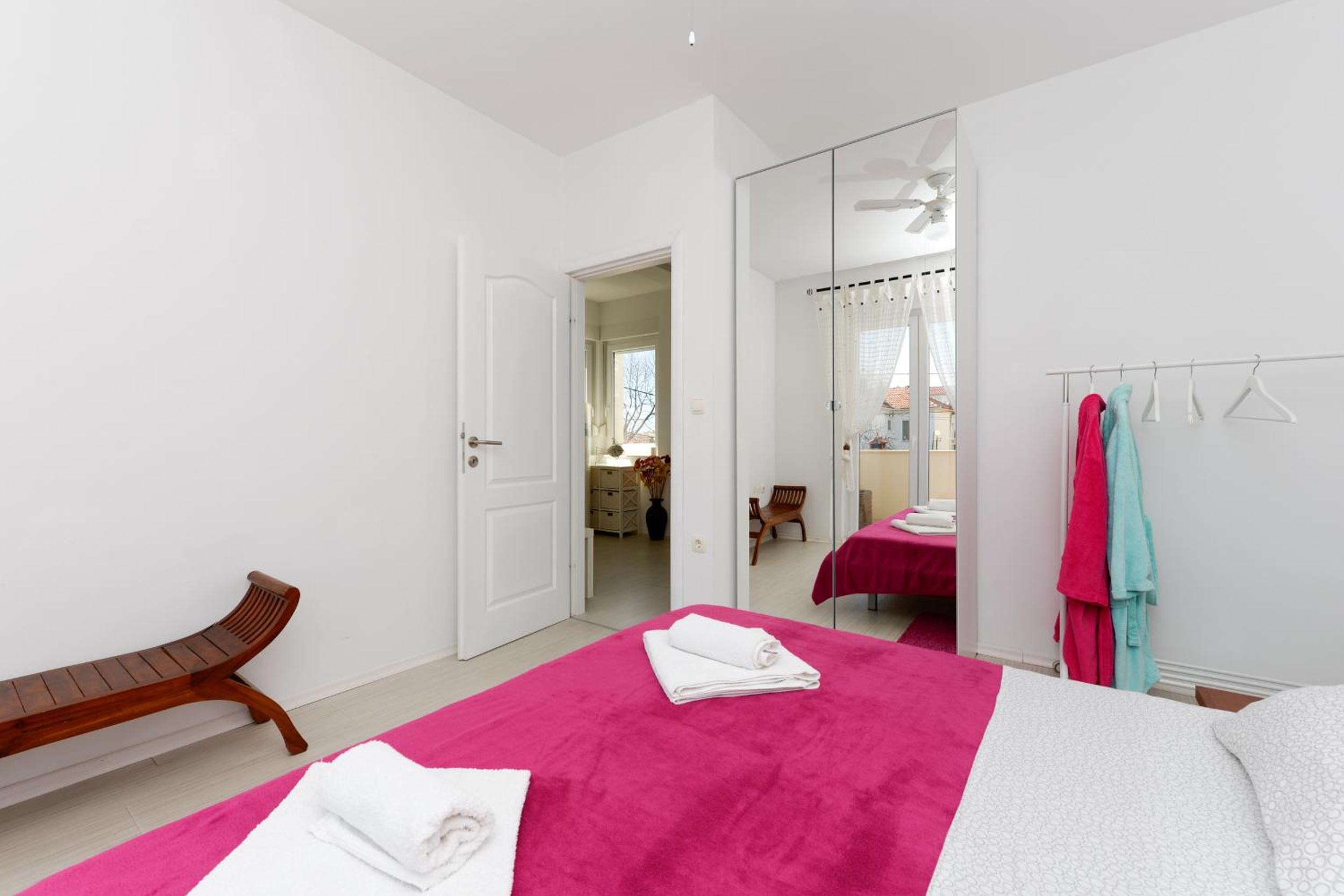 Deluxe Apartments Goya
