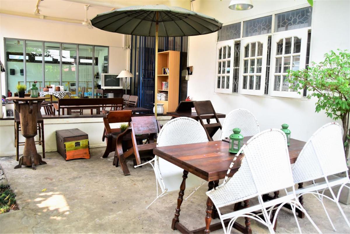 outdoor BBQ area