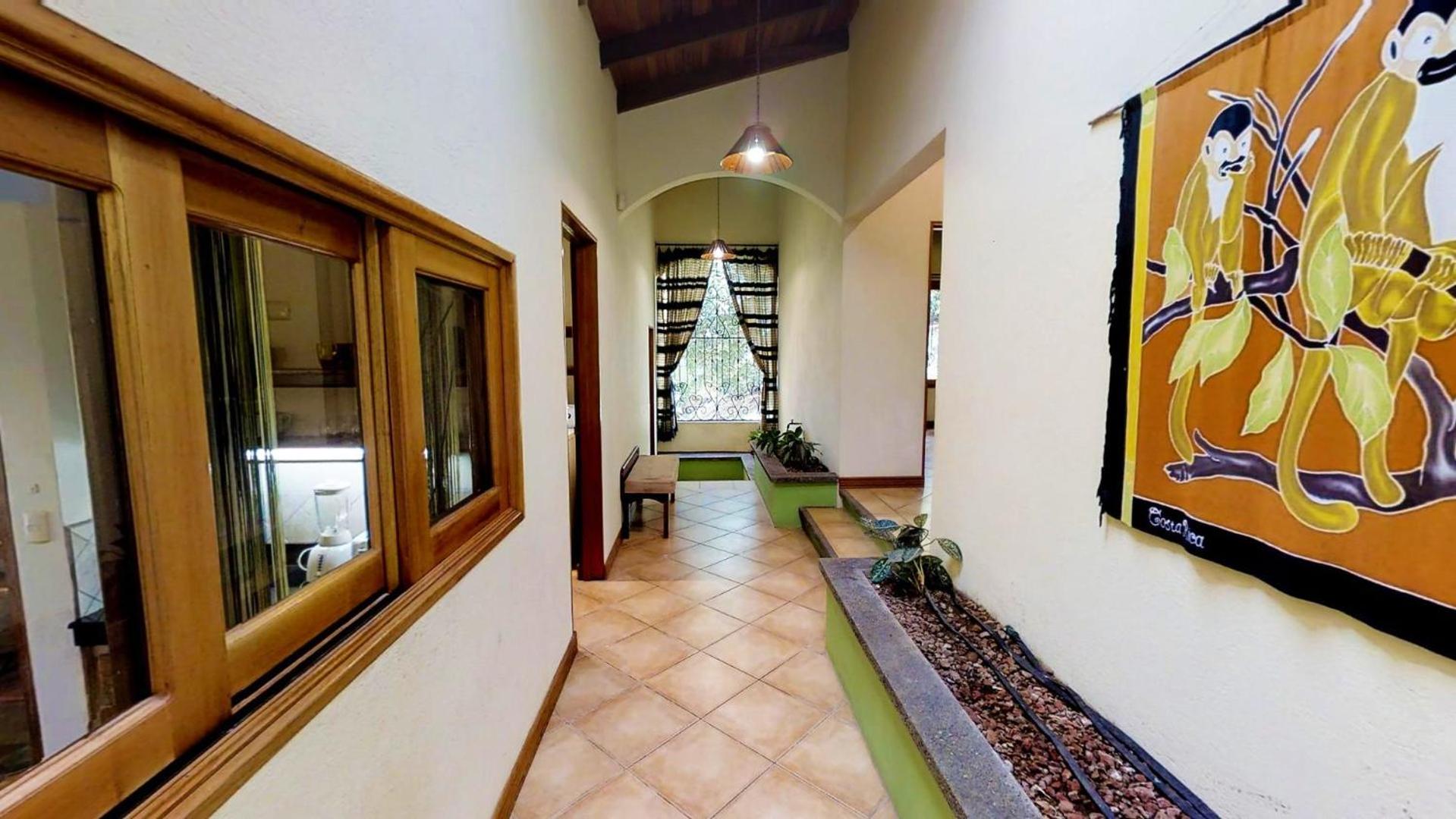 Quinta Teca with two pools near Playa Hermosa beach