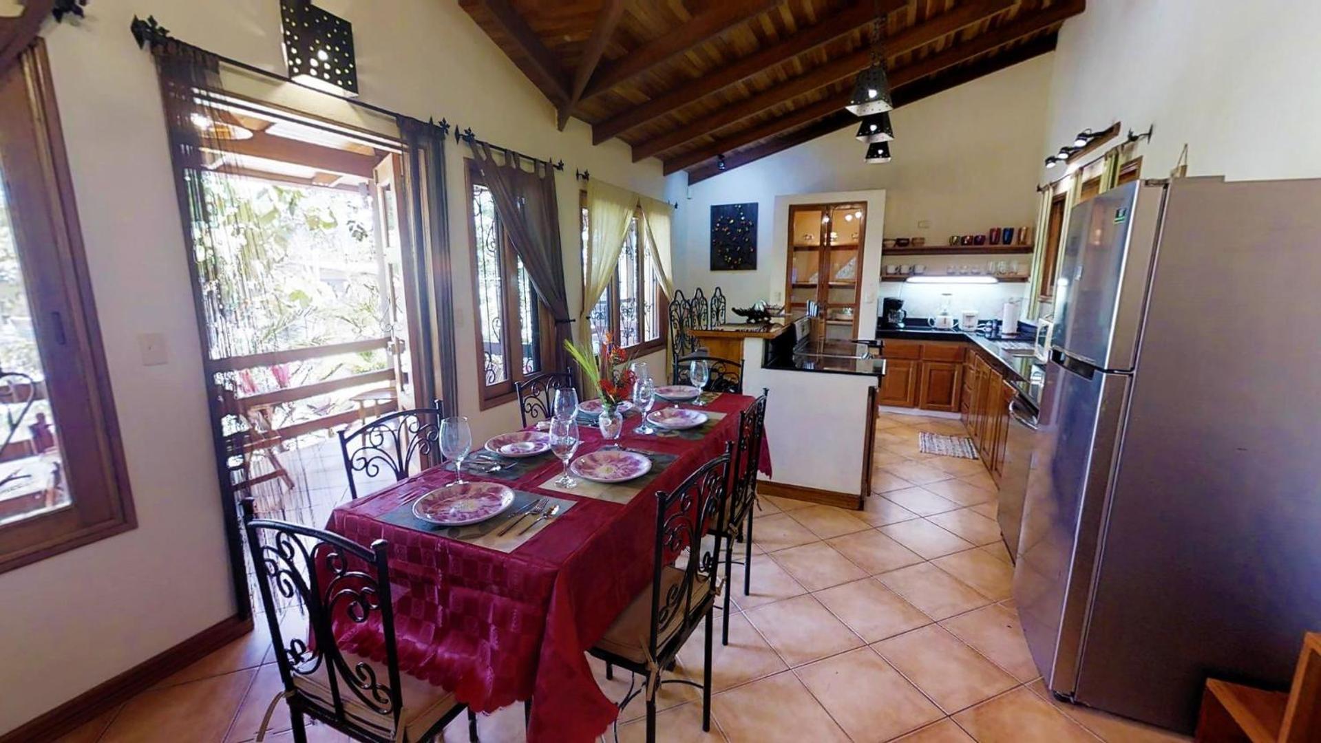 Quinta Teca with two pools near Playa Hermosa beach