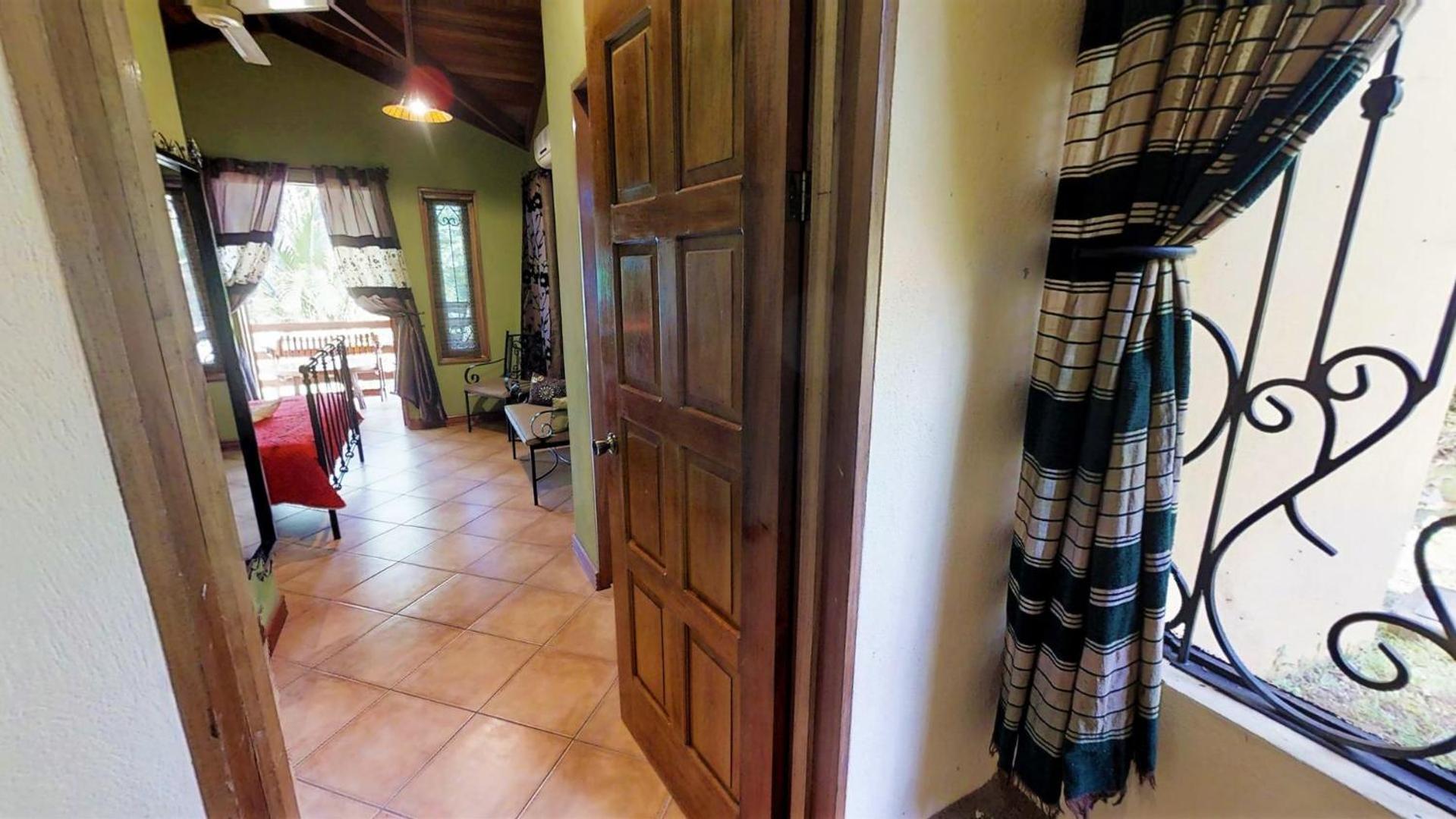 Quinta Teca with two pools near Playa Hermosa beach