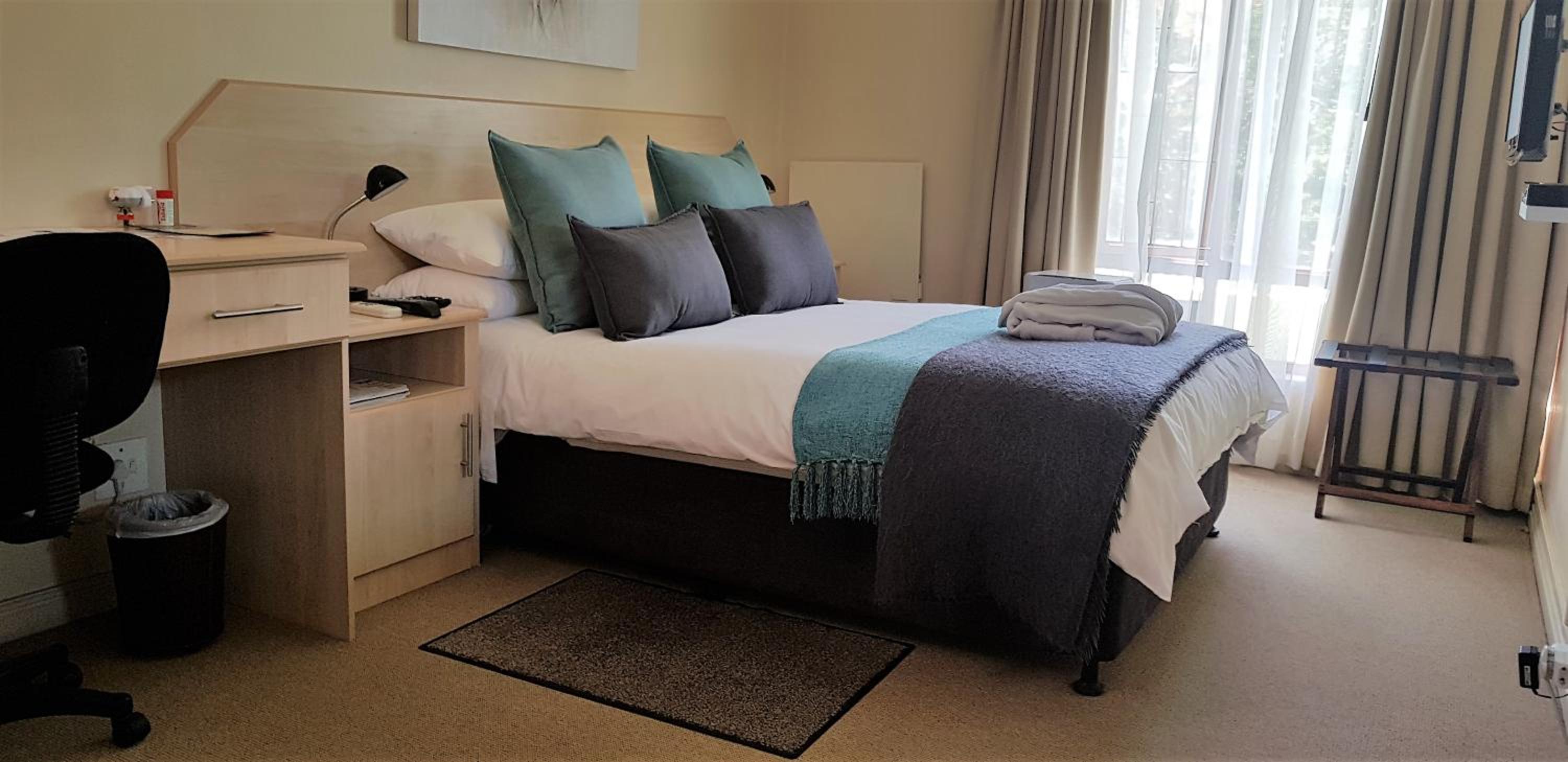 Riversong Guest House