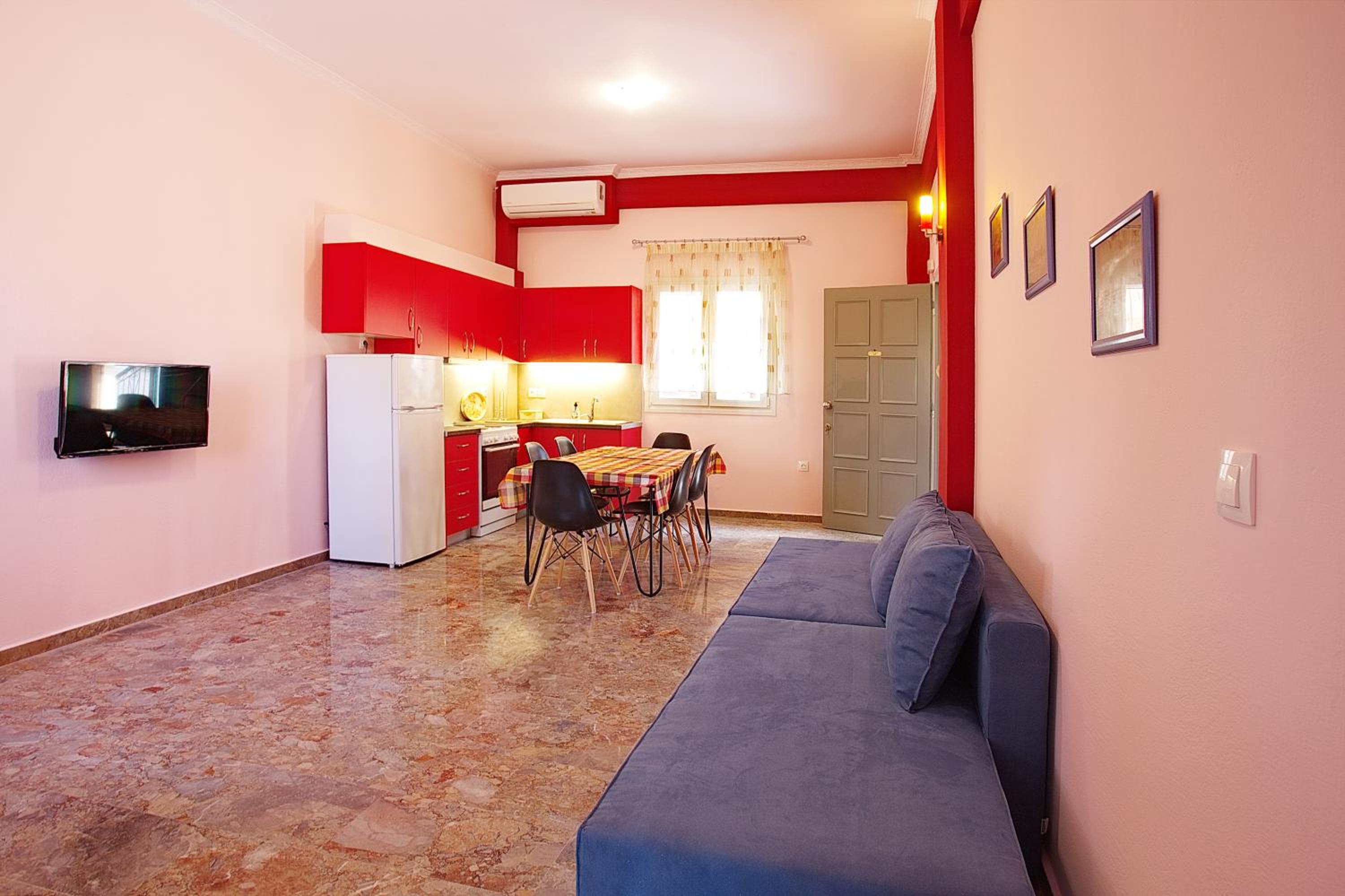 Darmani Spyros Apartments view 2