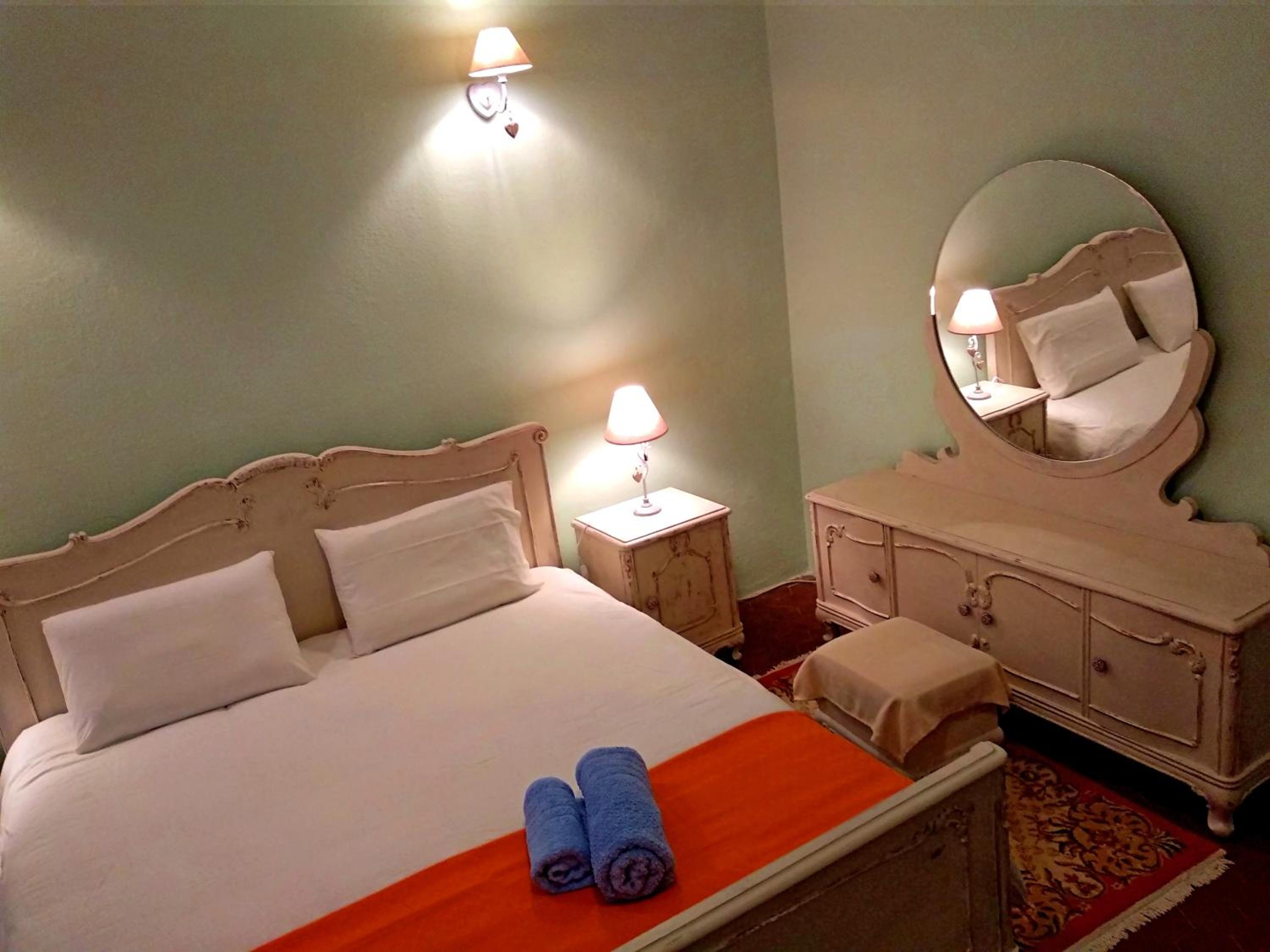 Romantic rooms with stunning sea view view 5