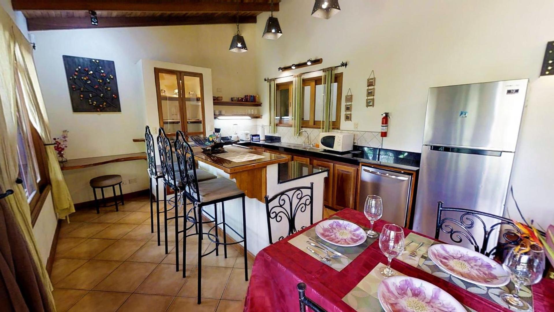 Quinta Teca with two pools near Playa Hermosa beach