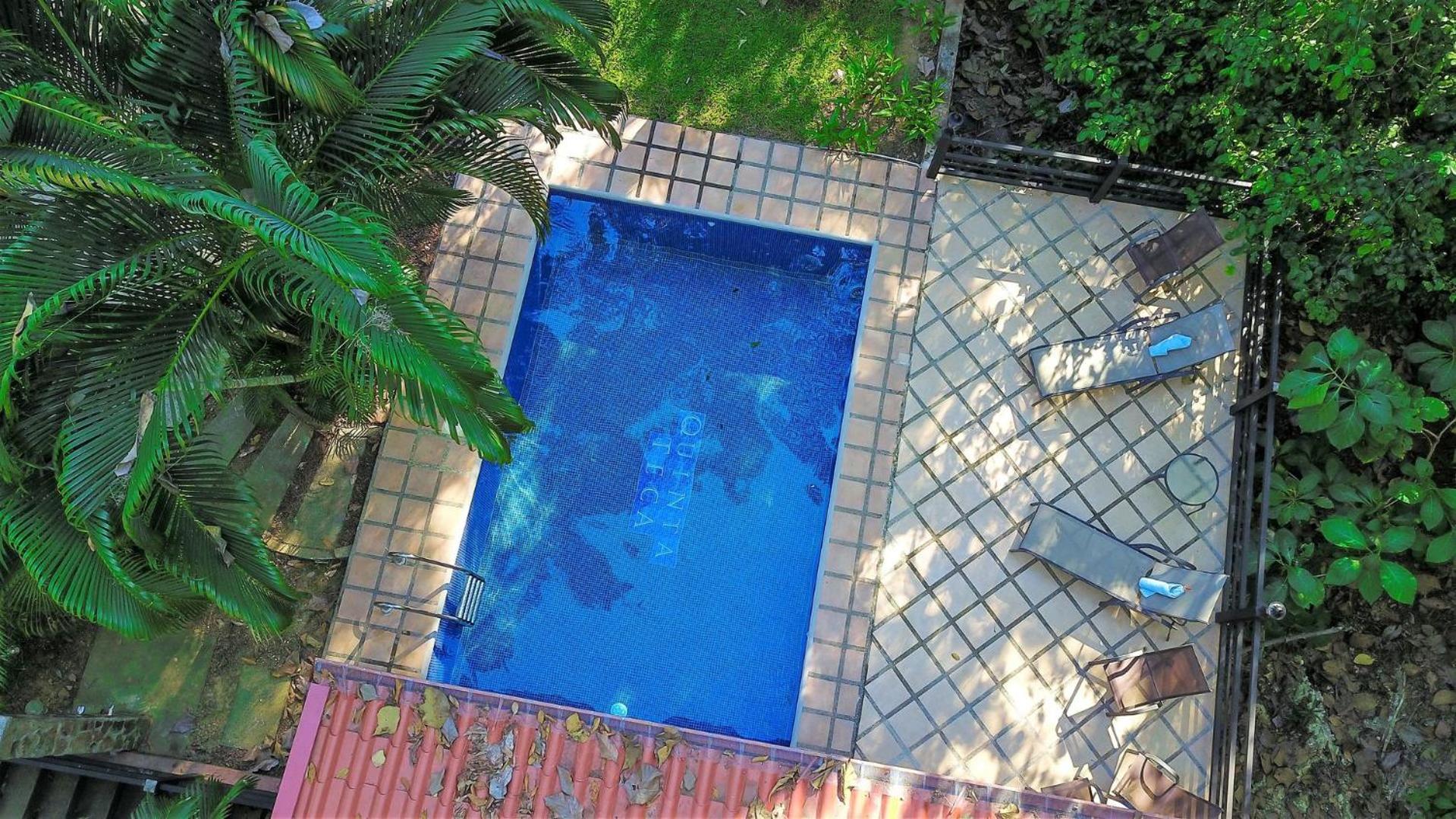 Quinta Teca with two pools near Playa Hermosa beach