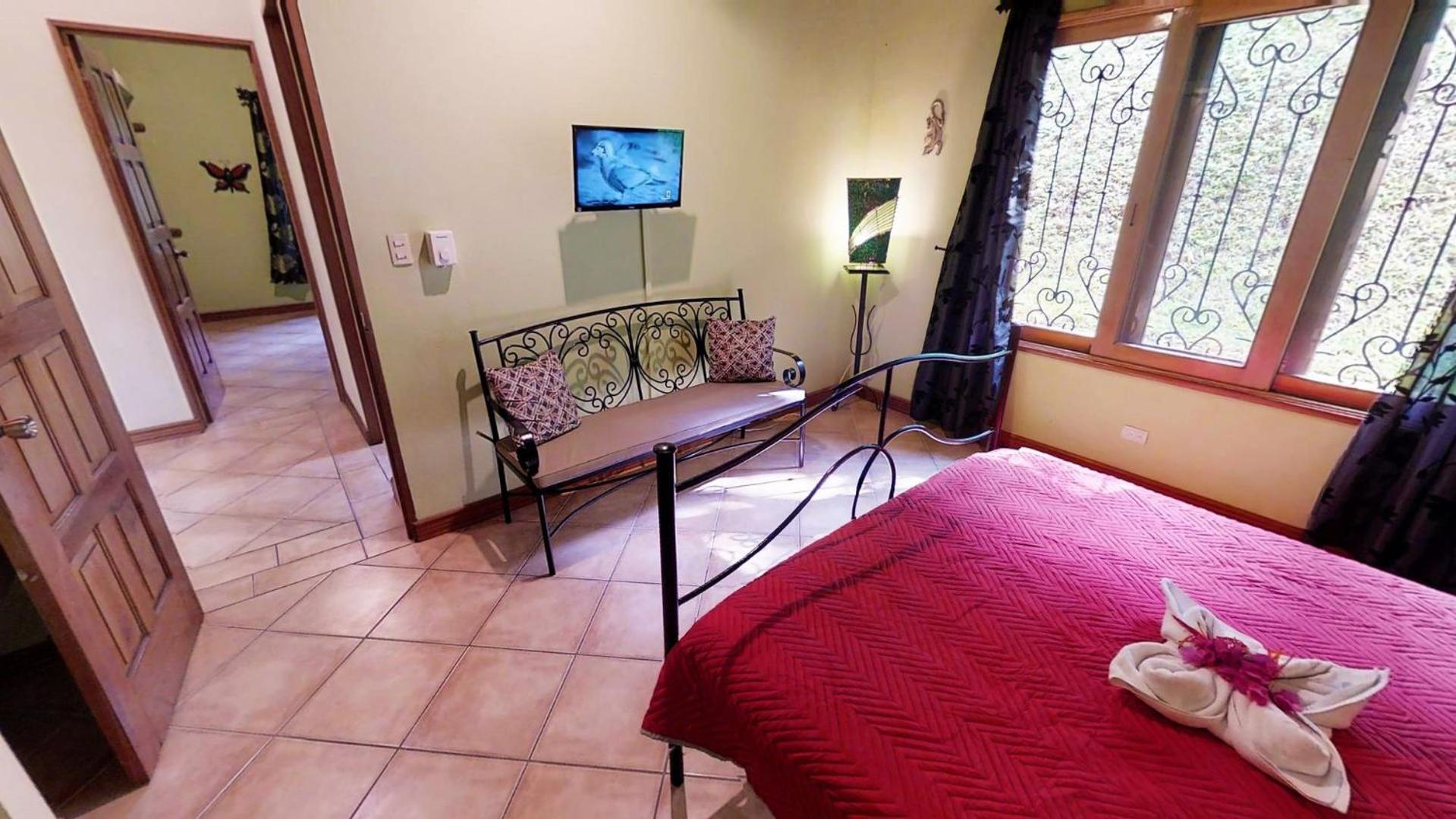 Quinta Teca with two pools near Playa Hermosa beach