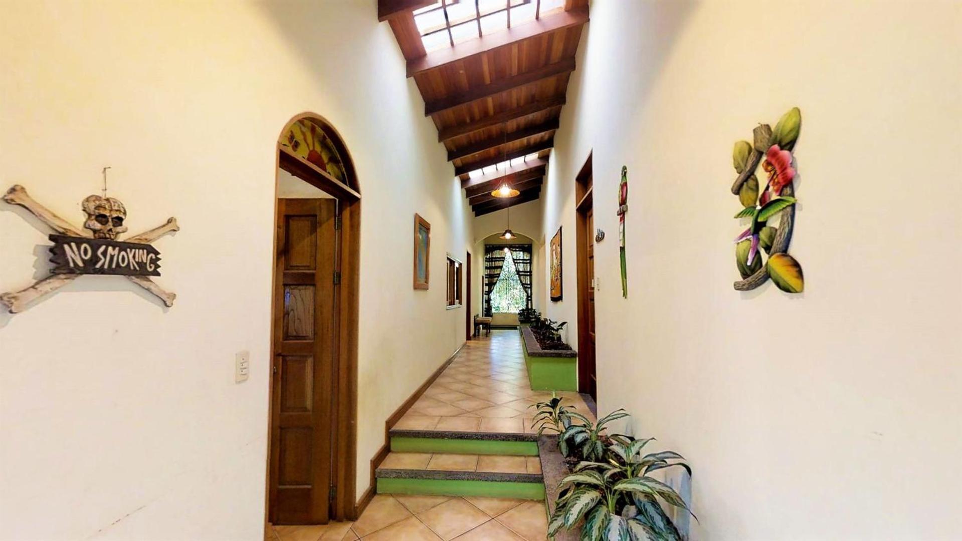 Quinta Teca with two pools near Playa Hermosa beach