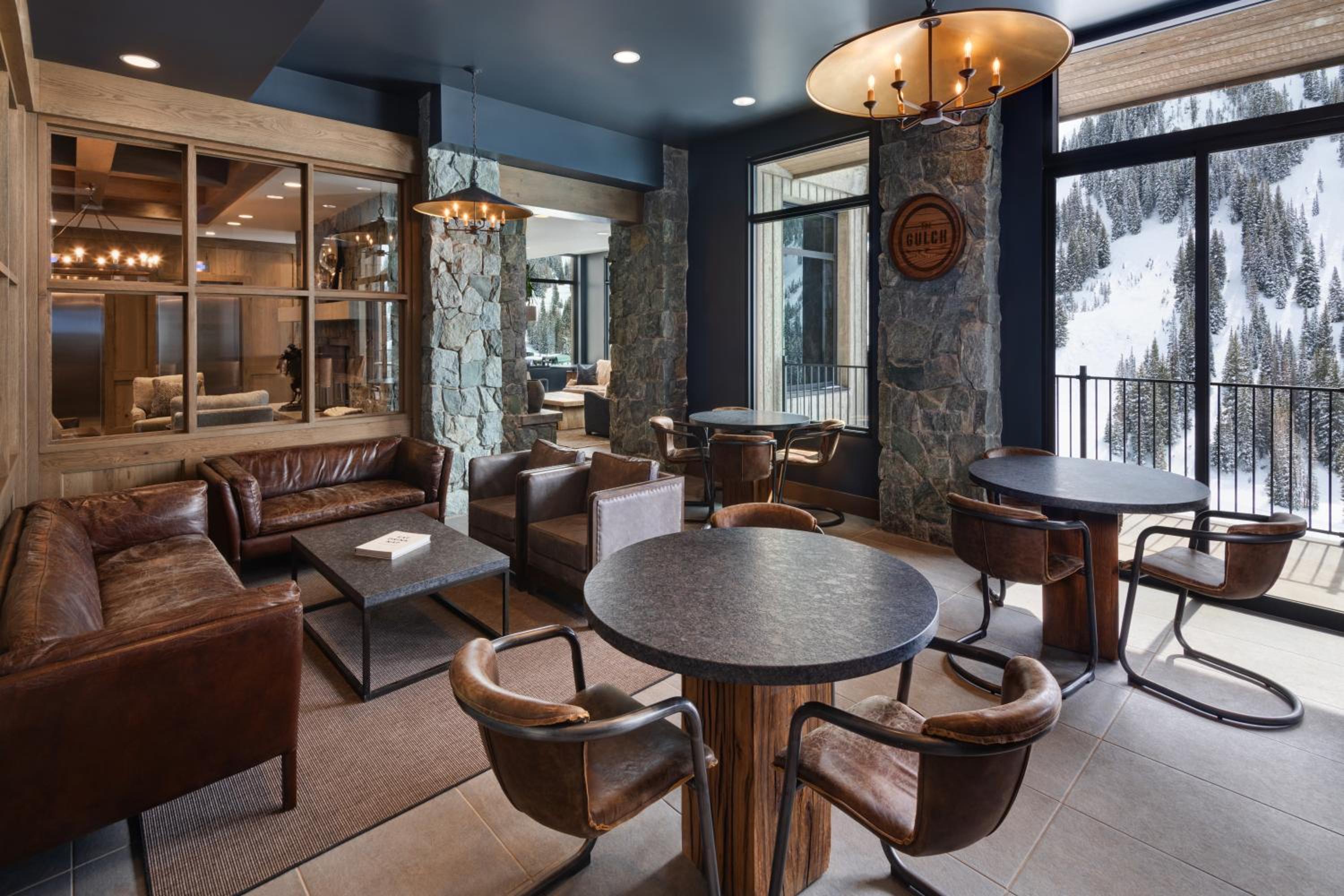 The Snowpine Lodge