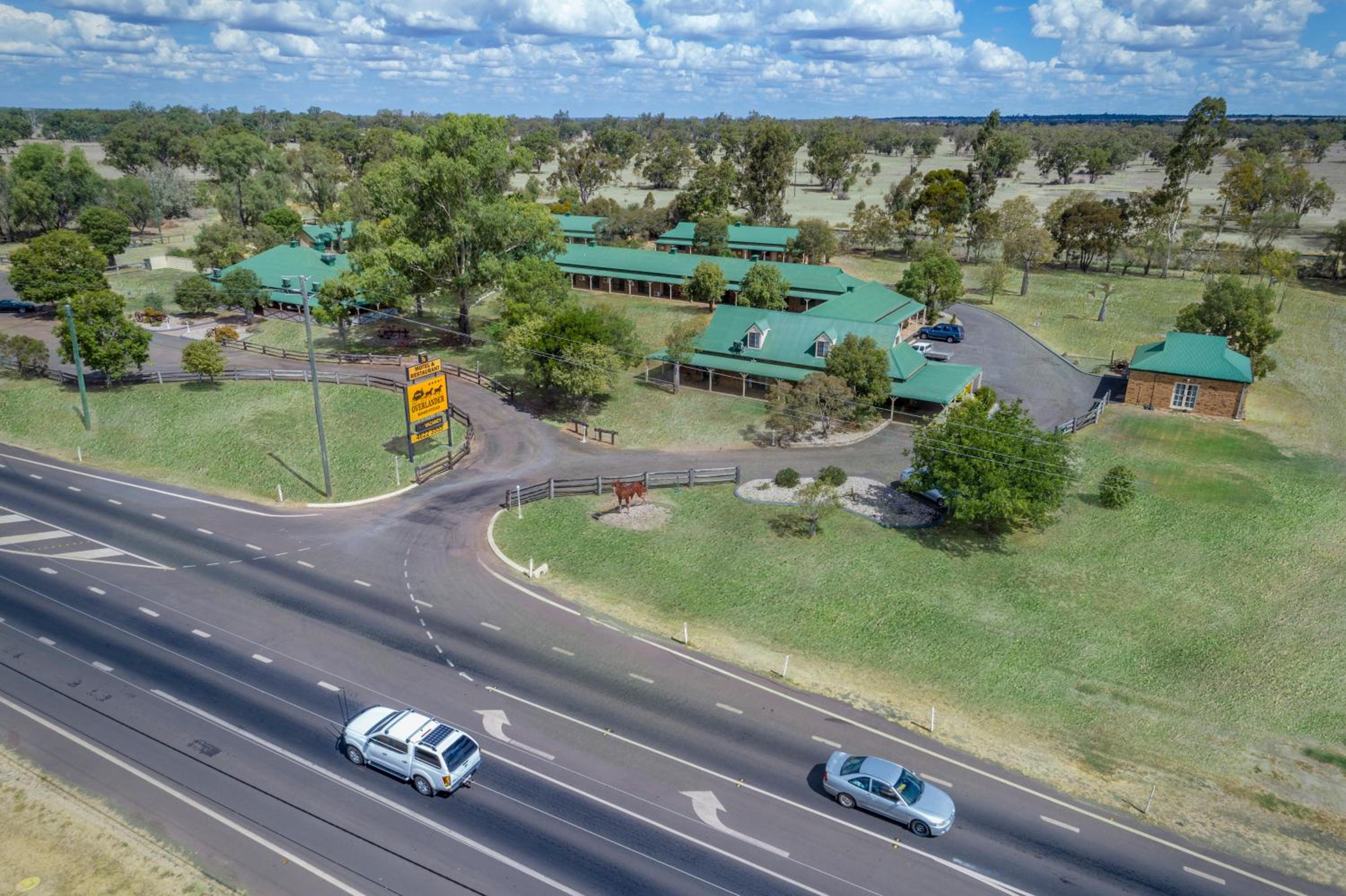 Overlander Homestead Motel