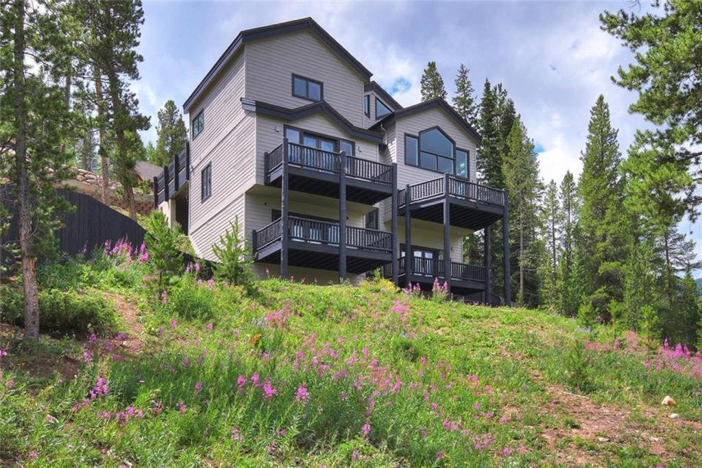 The Moose Chalet Home