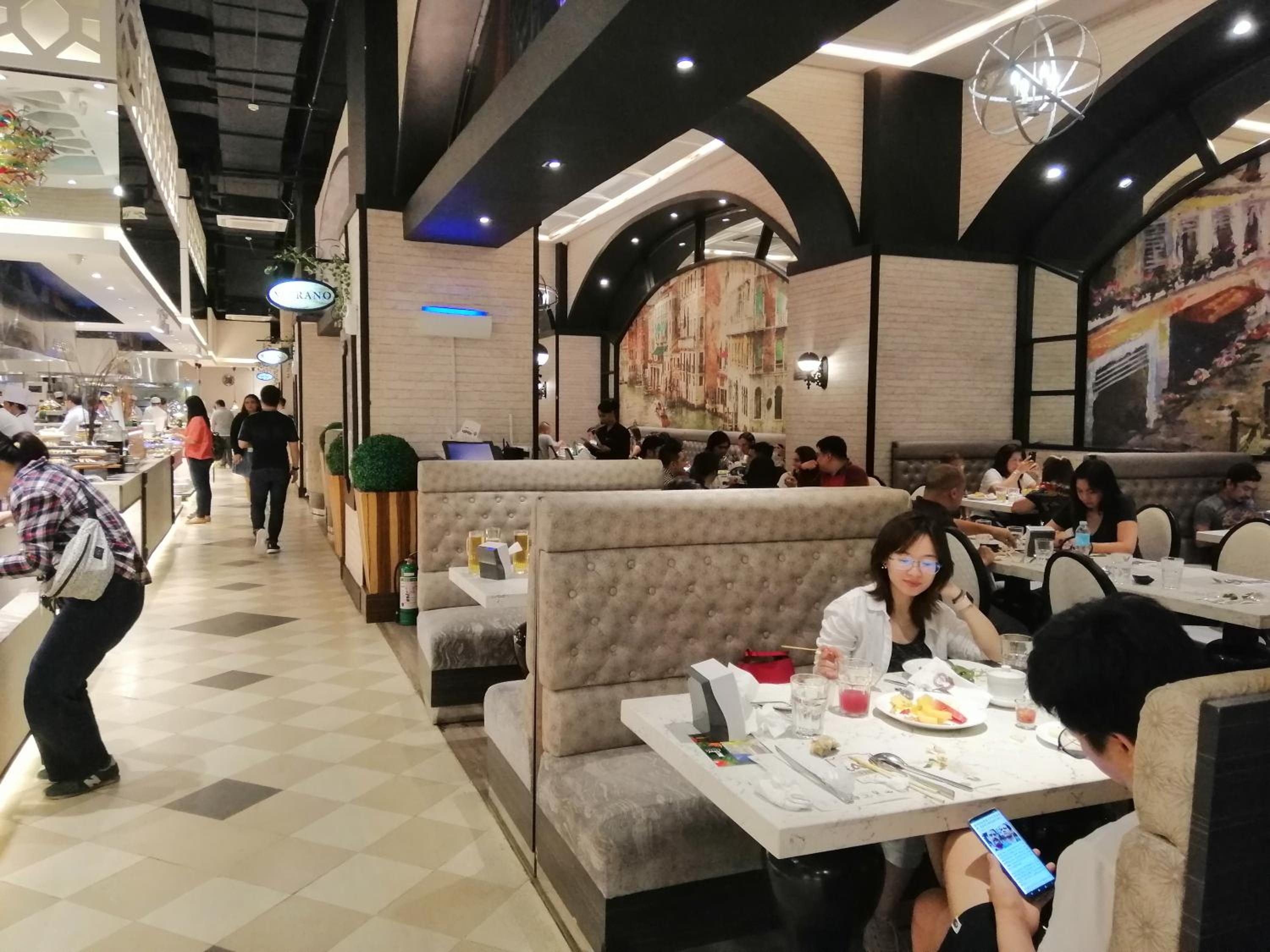dining