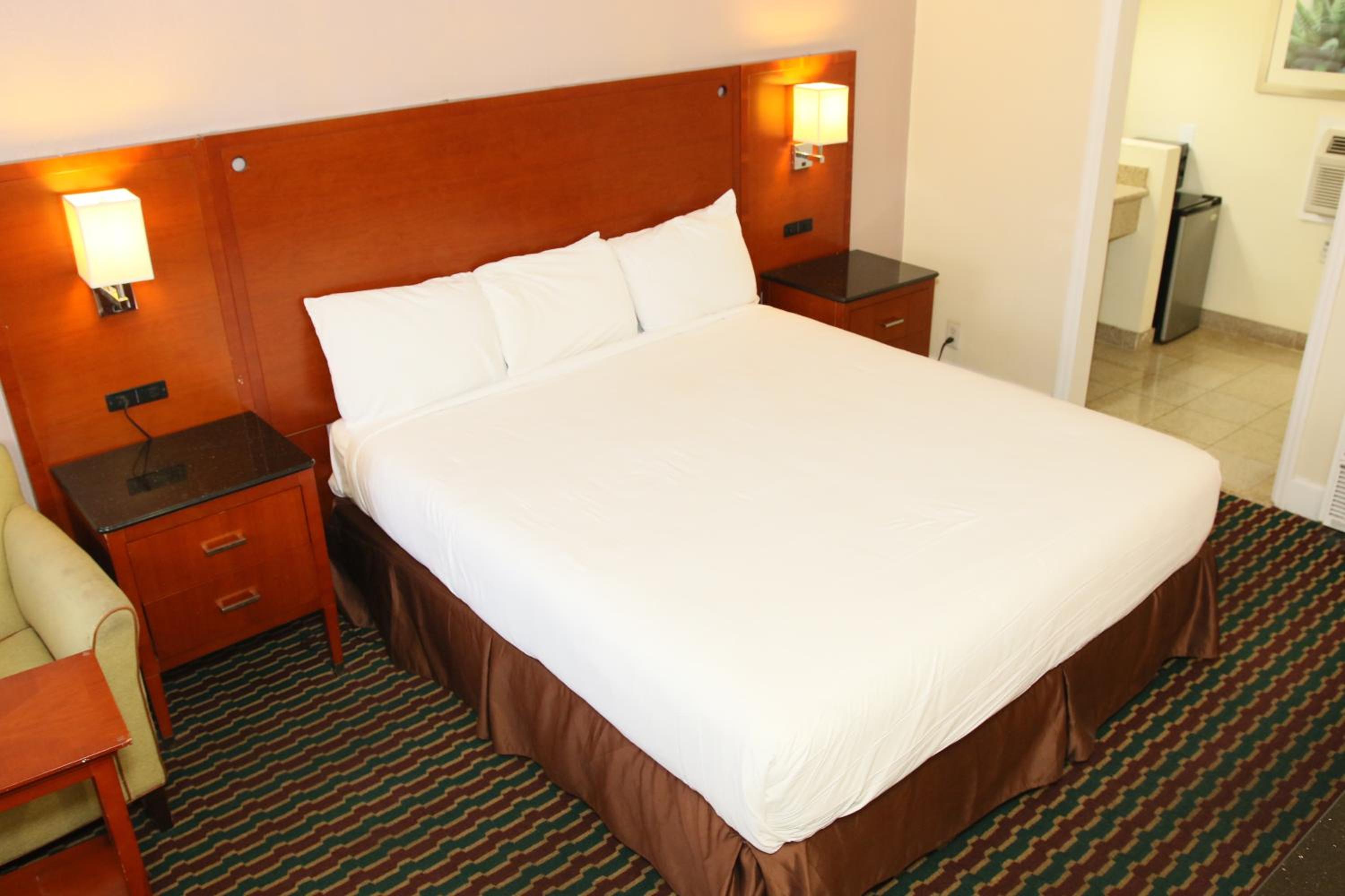 Town and Country Inn