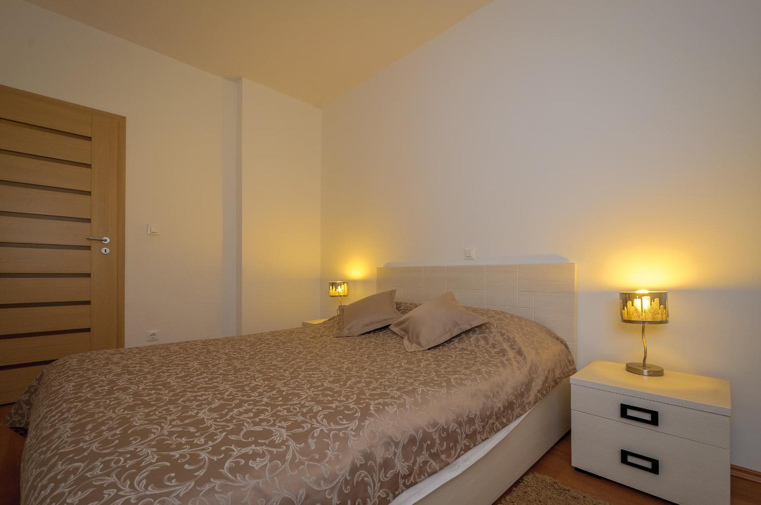 Apartments Žuvela