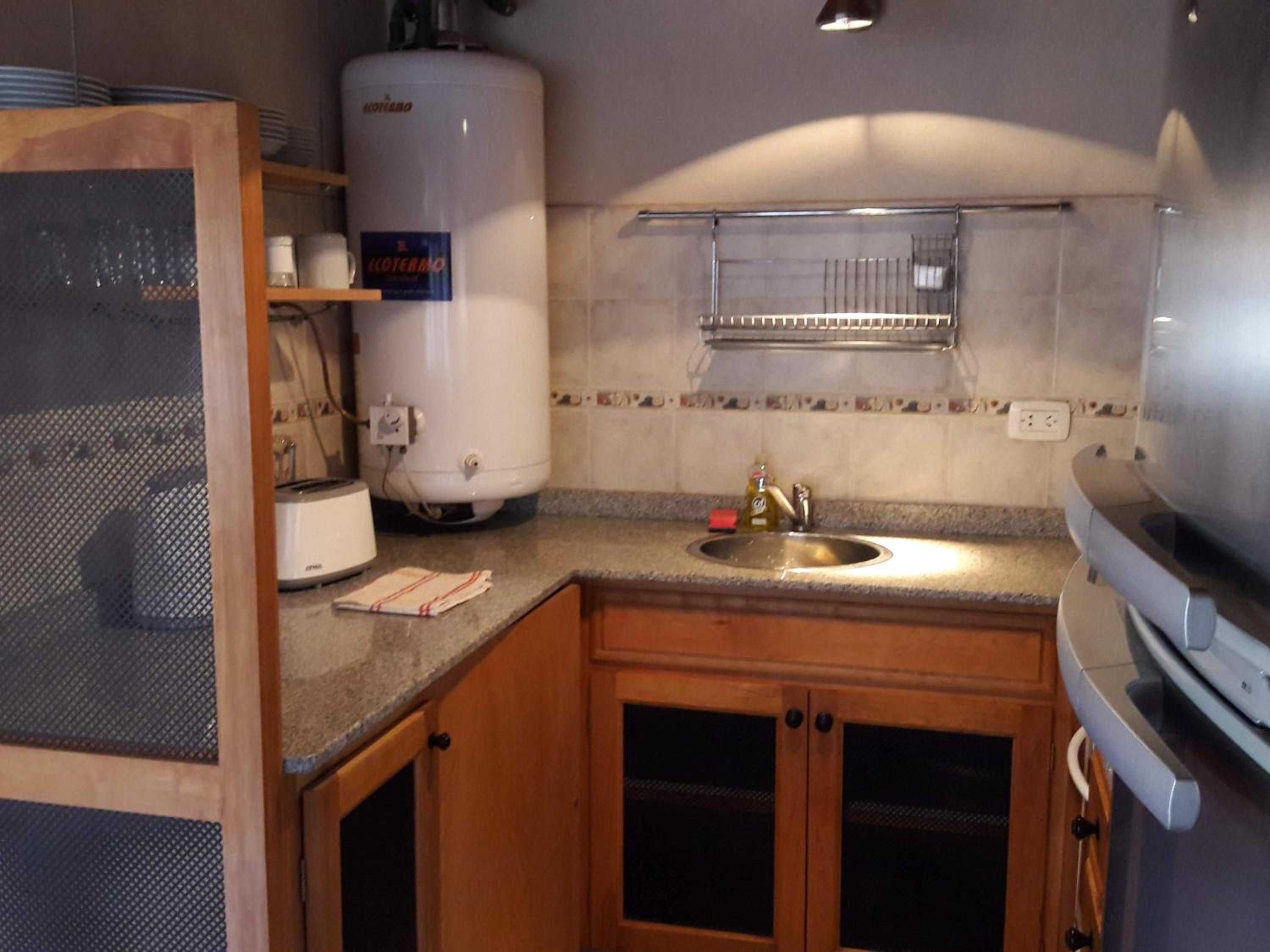 Cálido departamento 2 dormitorios - Céntrico