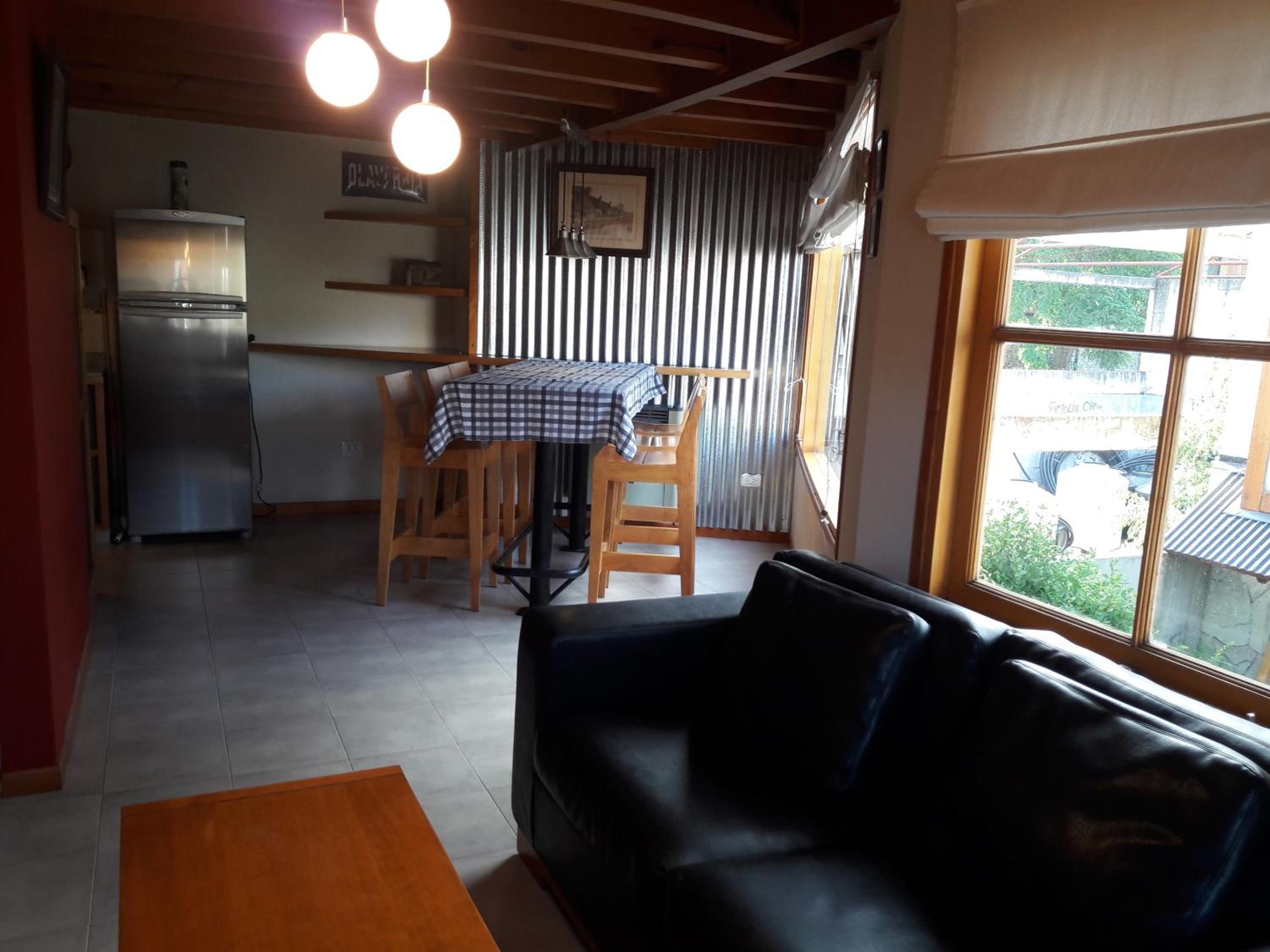 Cálido departamento 2 dormitorios - Céntrico
