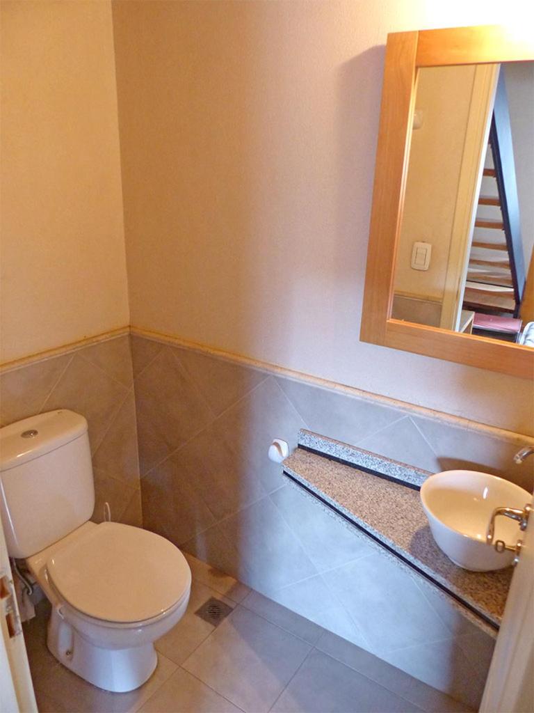 Cálido departamento 2 dormitorios - Céntrico