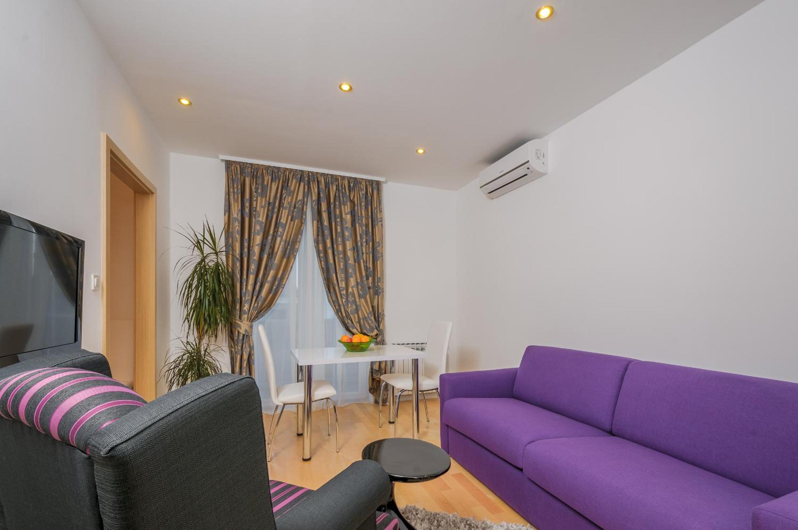 Apartments Žuvela