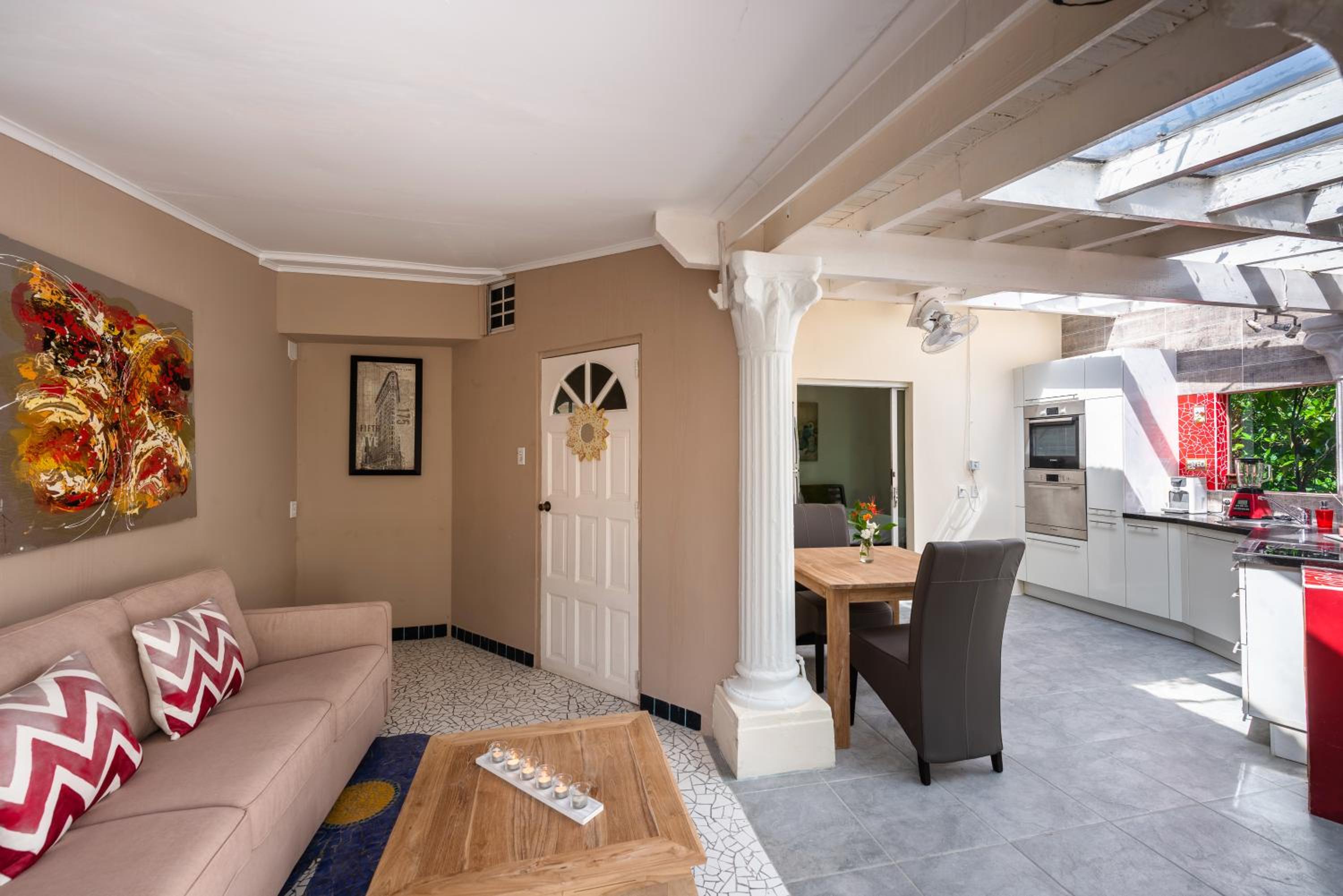 Sunflower Villa Studios