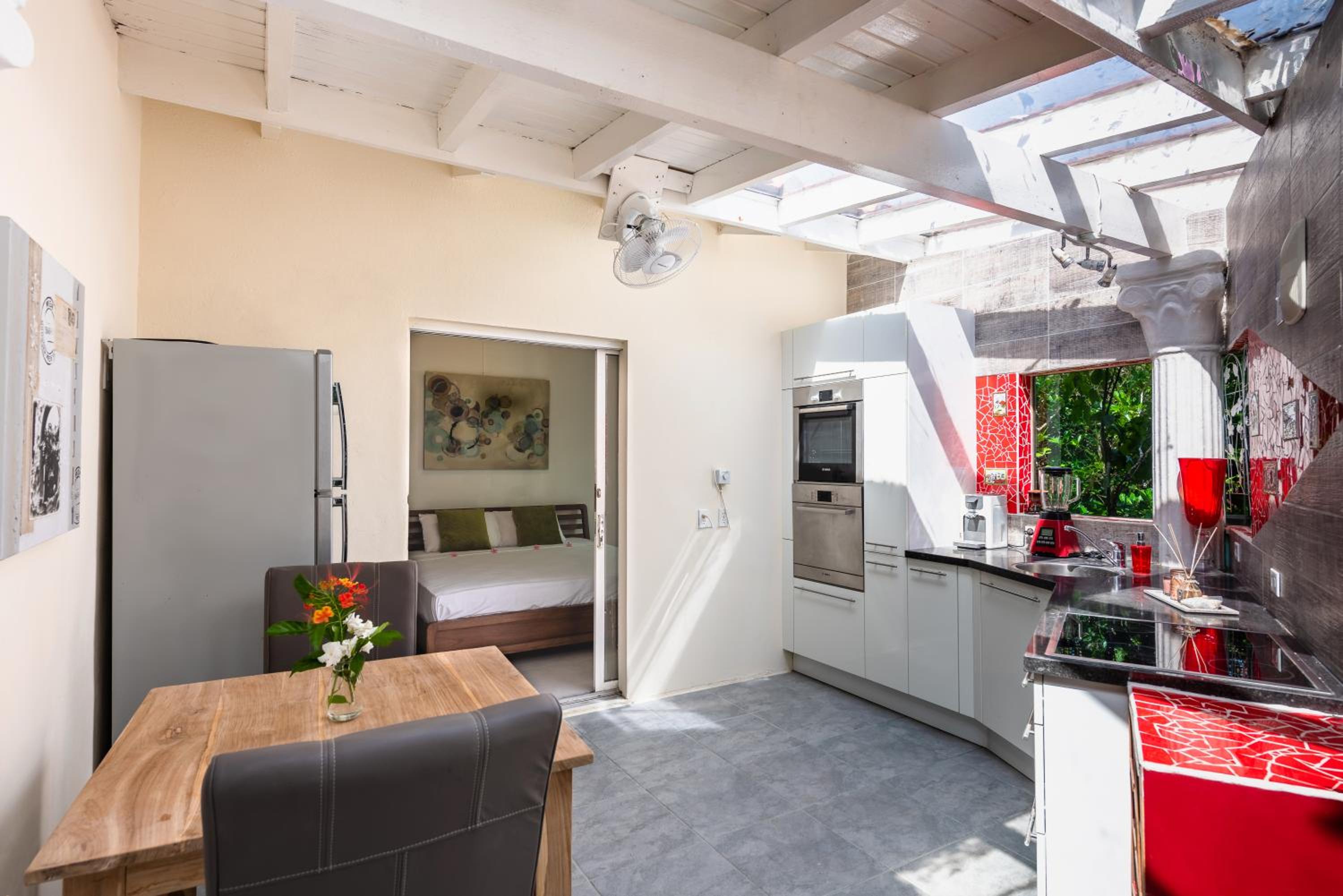 Sunflower Villa Studios