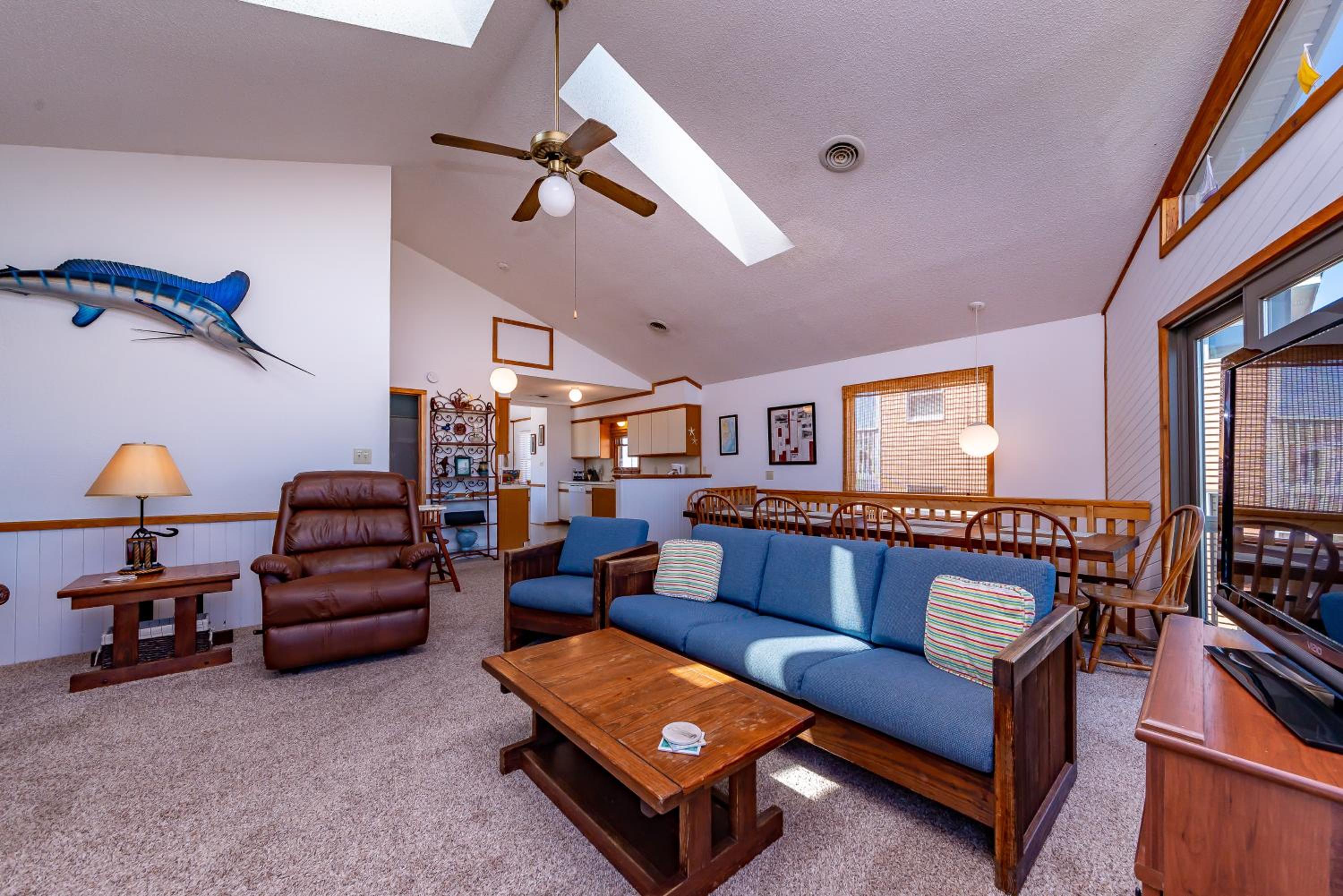 Simply Perfect - S Nags Head MP 19.5, 120 Yds to Beach, Ocean View, Community Pool, Tennis, Sunrises, Sunsets