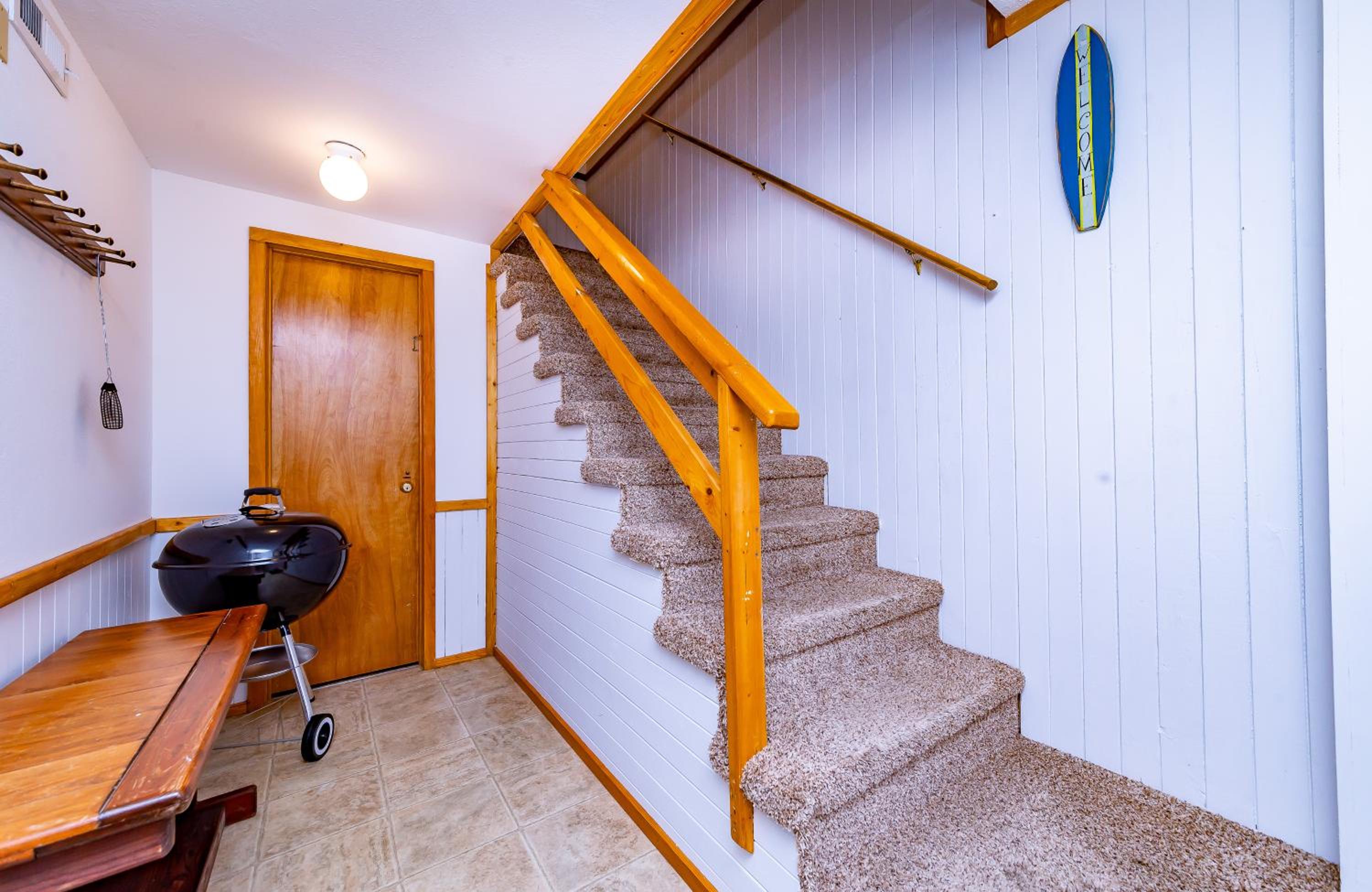 Simply Perfect - S Nags Head MP 19.5, 120 Yds to Beach, Ocean View, Community Pool, Tennis, Sunrises, Sunsets