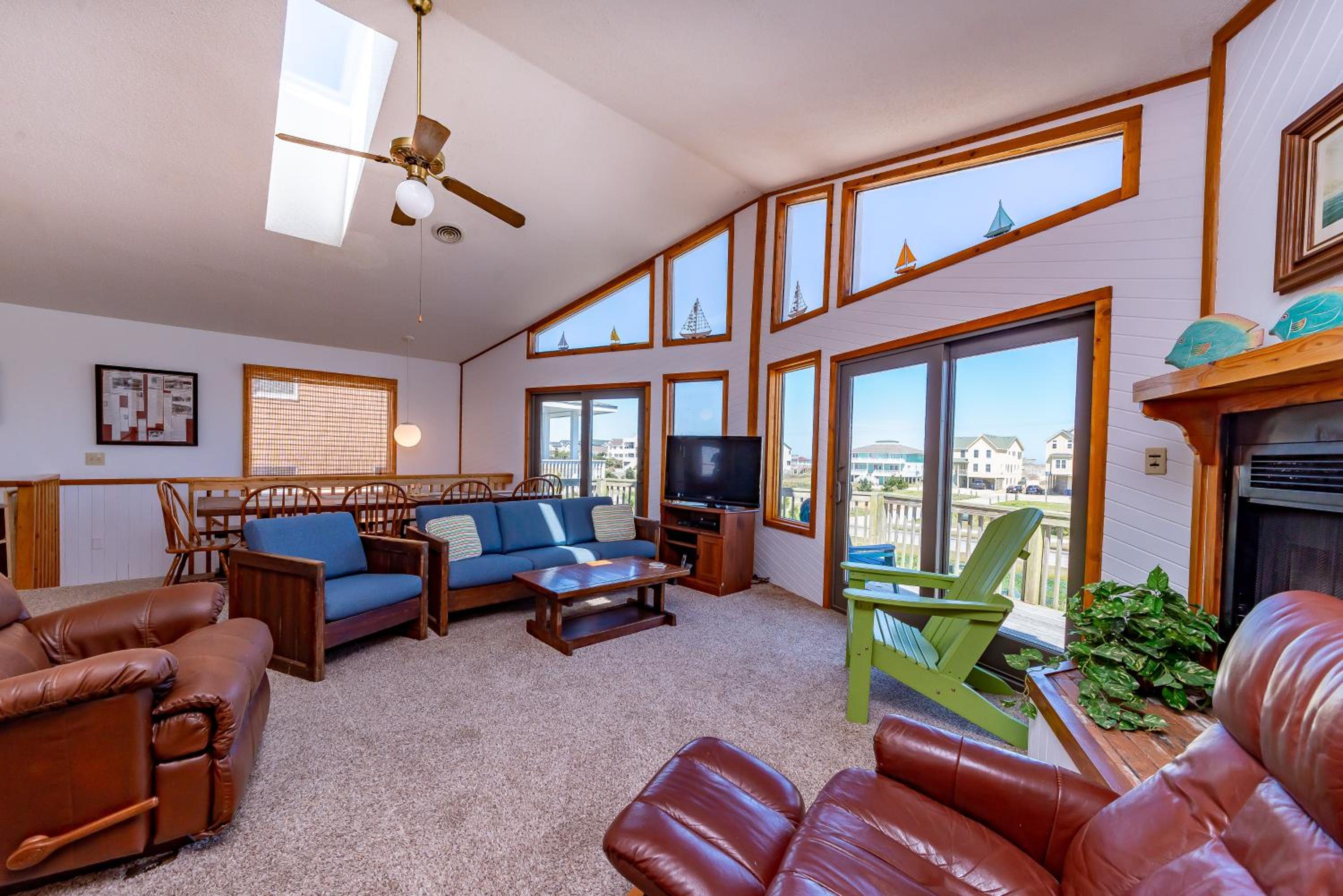 Simply Perfect - S Nags Head MP 19.5, 120 Yds to Beach, Ocean View, Community Pool, Tennis, Sunrises, Sunsets