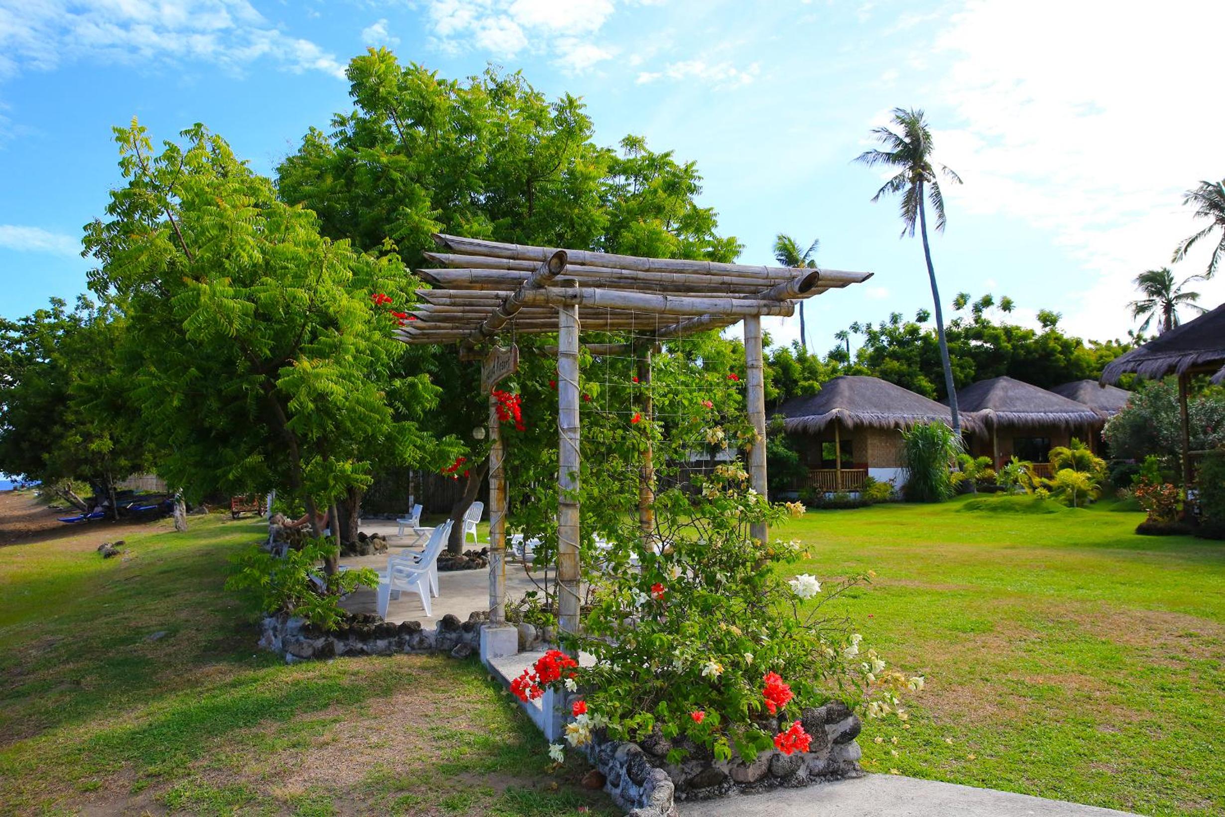 Liquid Dive Resort