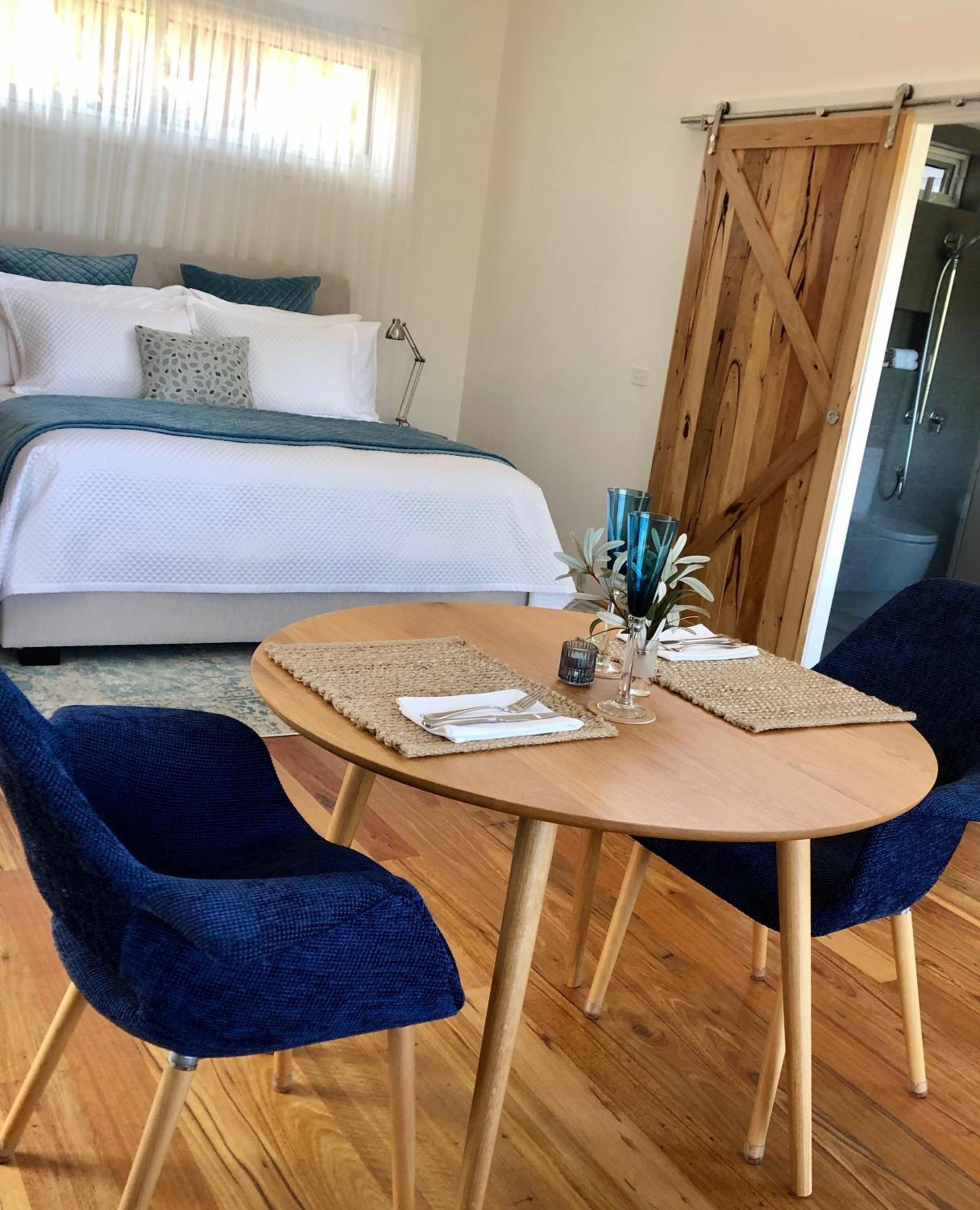 Messmates Luxury Eco Suites
