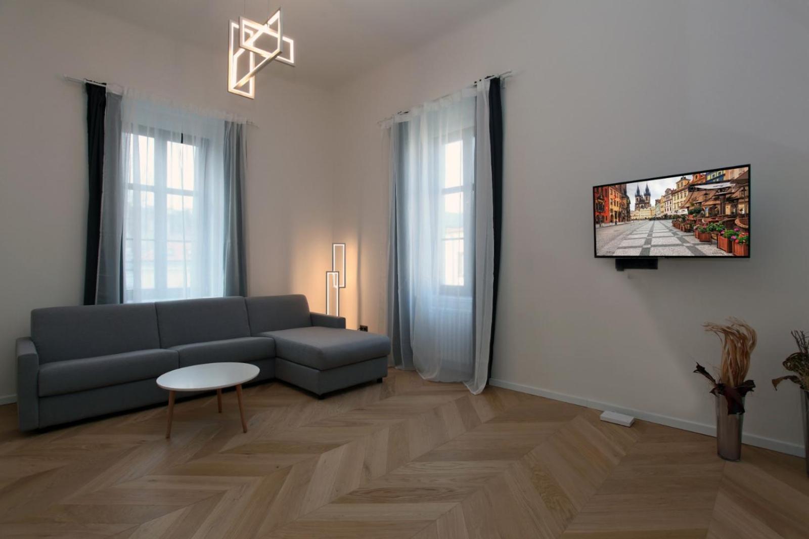 The Apartment House - Mezibranska