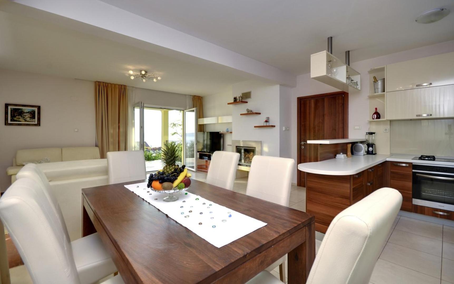 Holiday house Luna in Makarska with private pool view 4