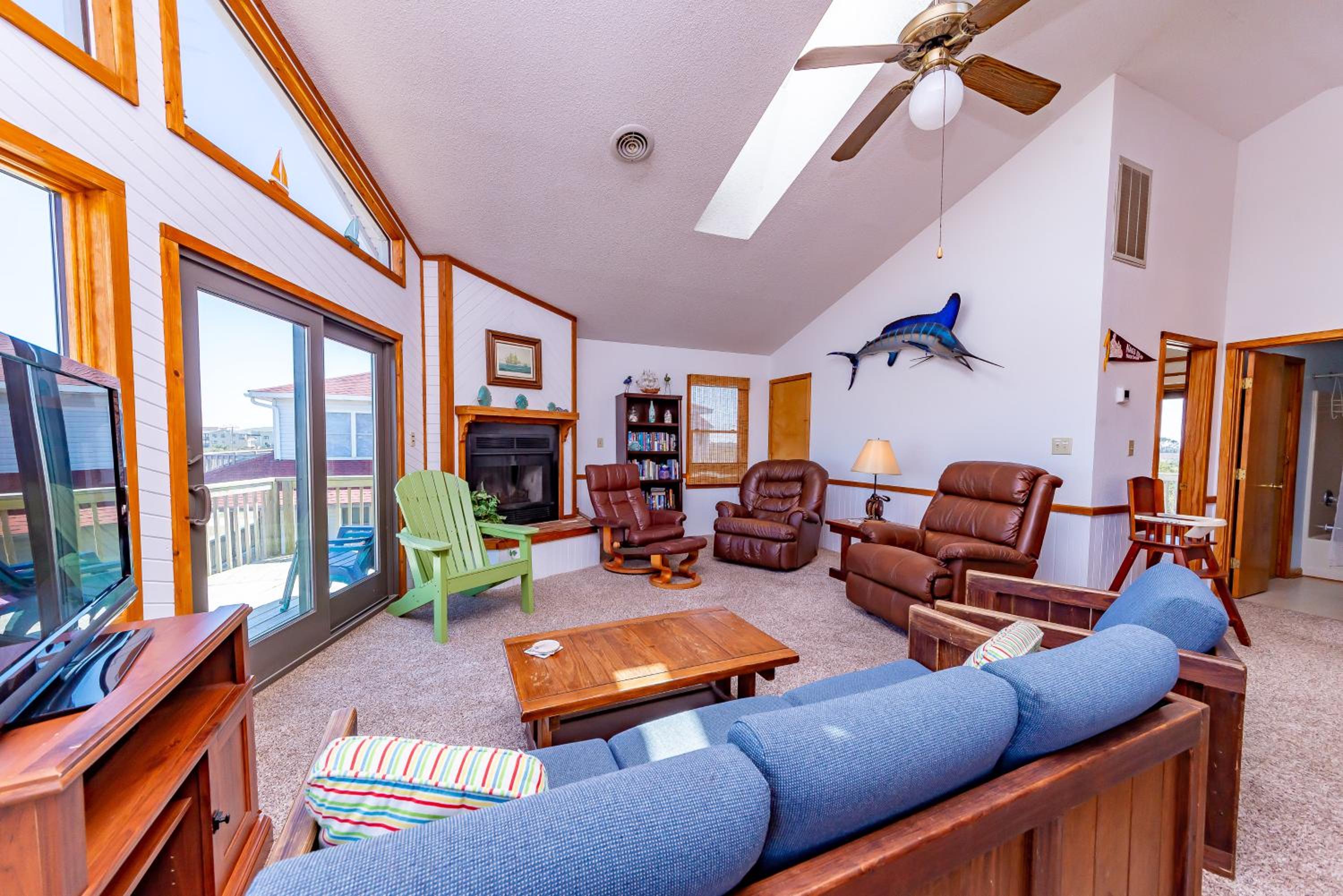 Simply Perfect - S Nags Head MP 19.5, 120 Yds to Beach, Ocean View, Community Pool, Tennis, Sunrises, Sunsets