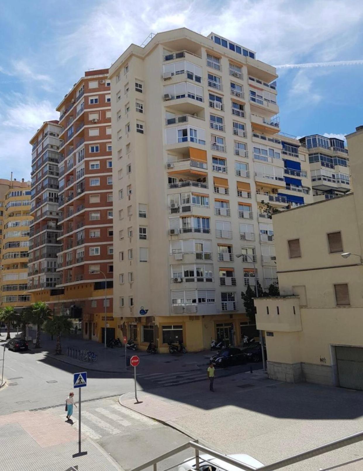 MALAGUETA MALIBU