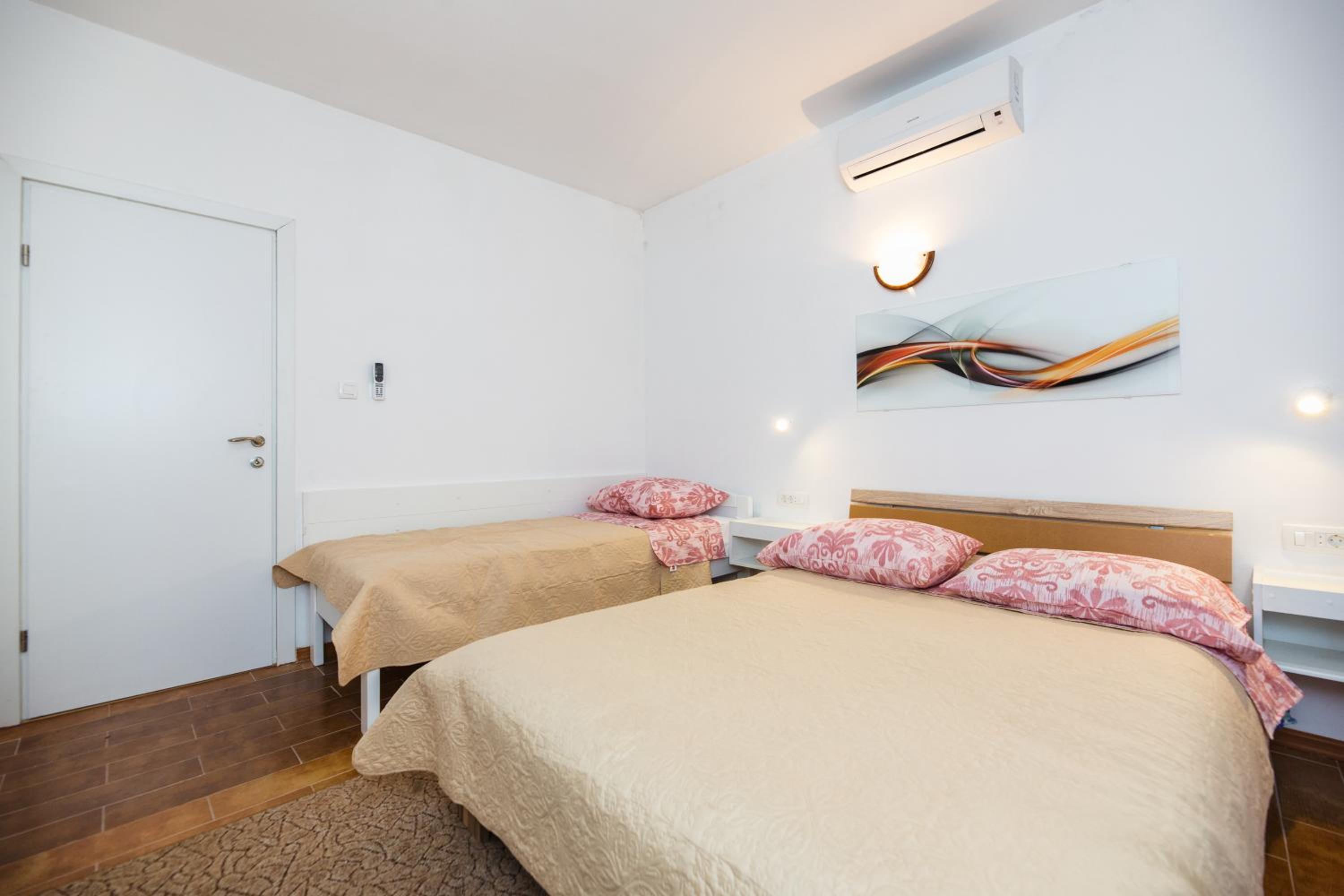 Deluxe New Kastela Agneza Apartment near SplitAirport view 5