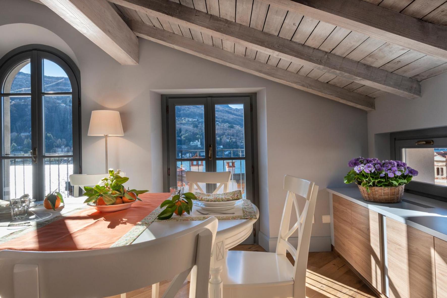 Isola Bella Apartments - Via del Voltone view 3