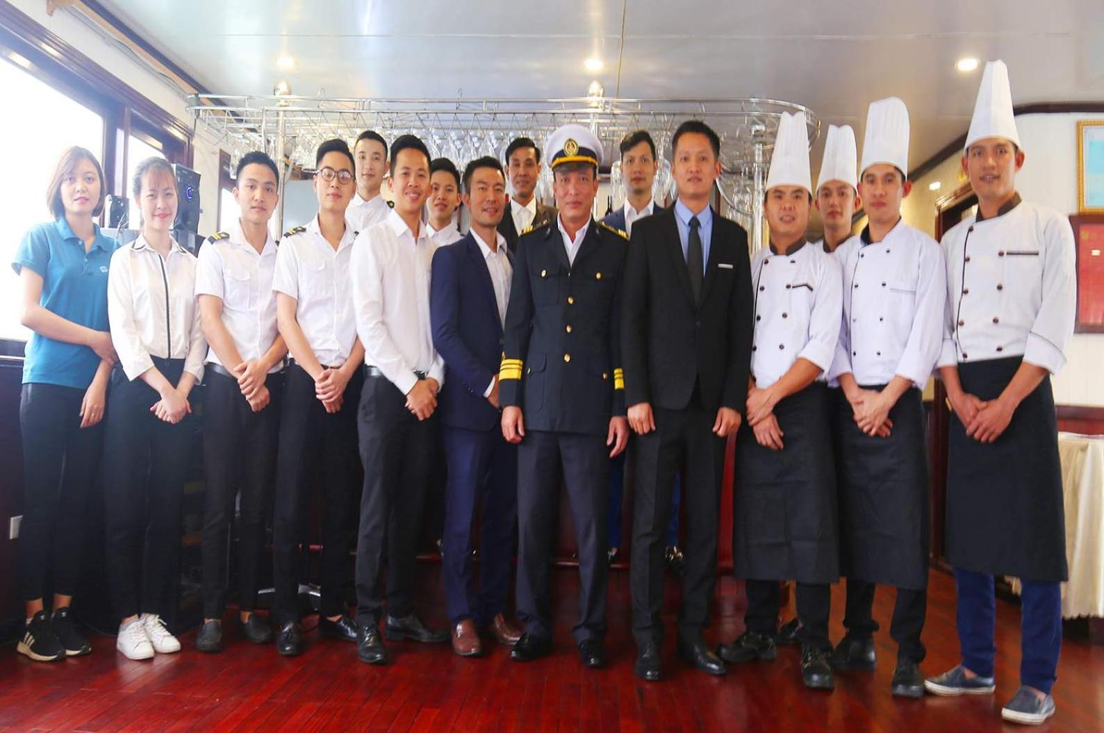 Halong Sapphire Cruises view 4