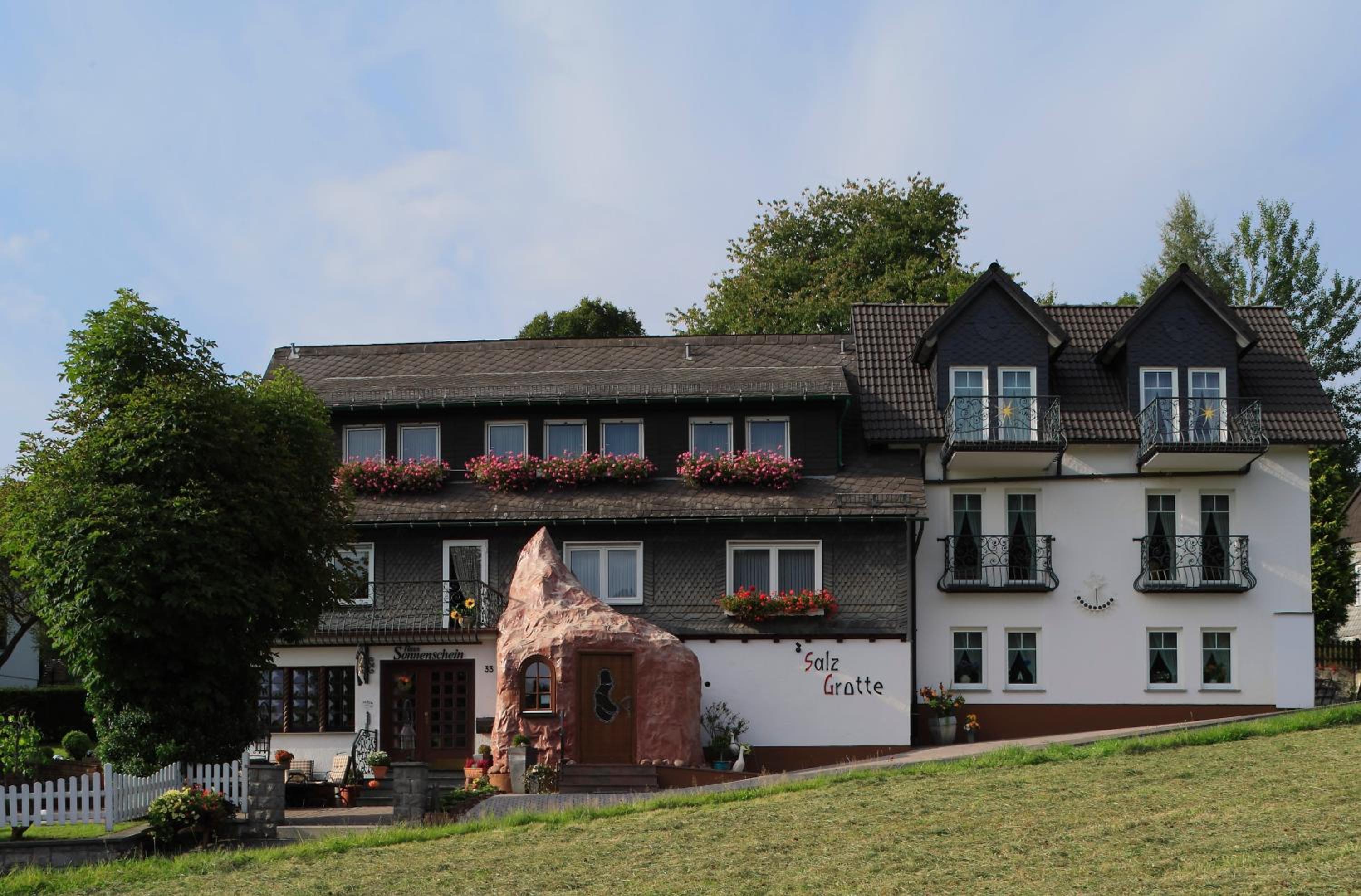 Apartmenthaus Sonnenschein - main view