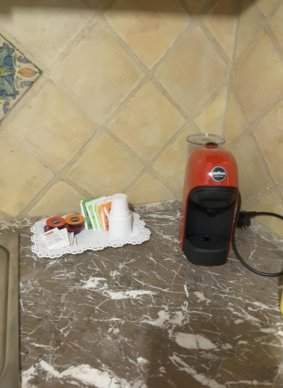 B&B Odeon en Taormina — kitchen