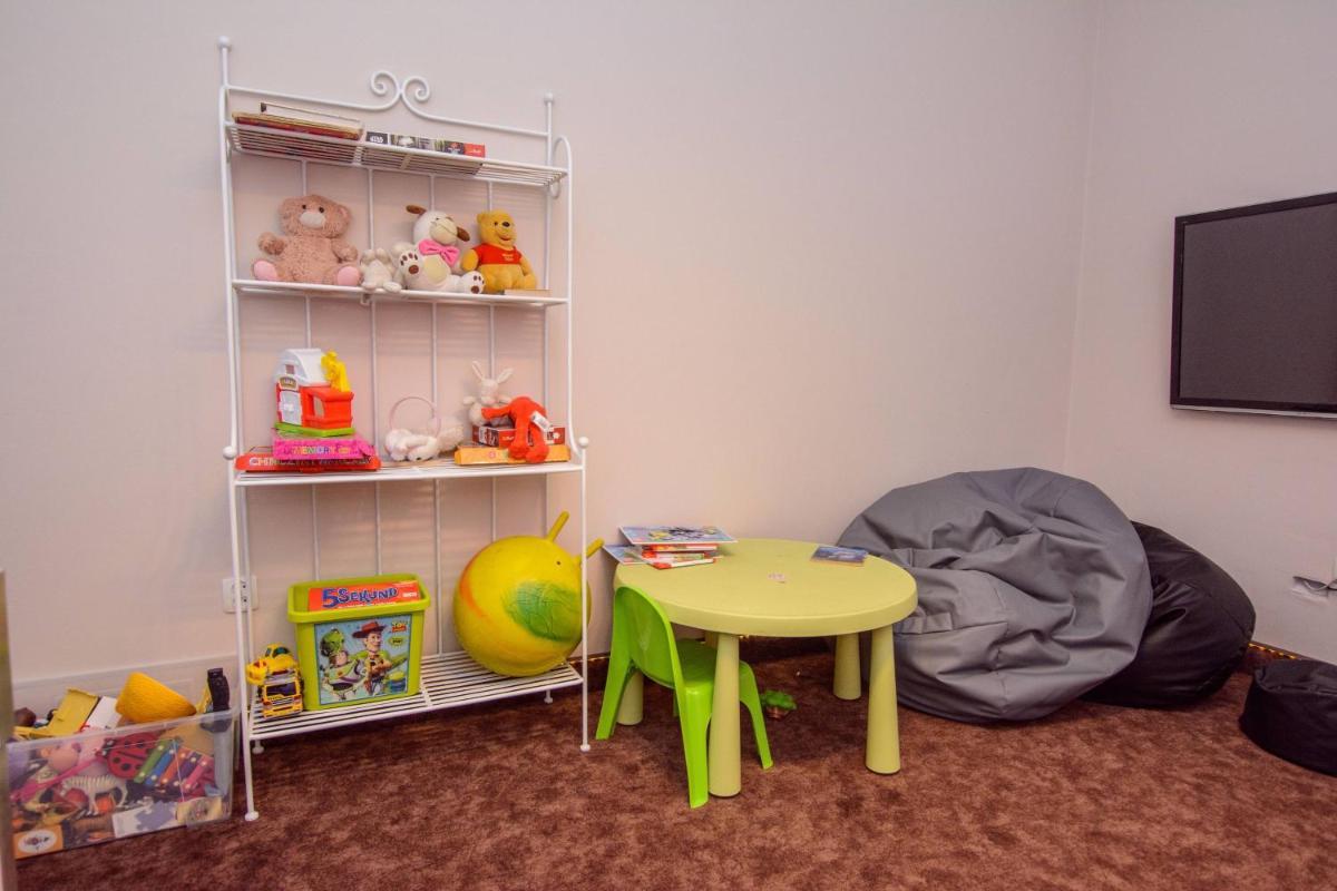 Photo 49