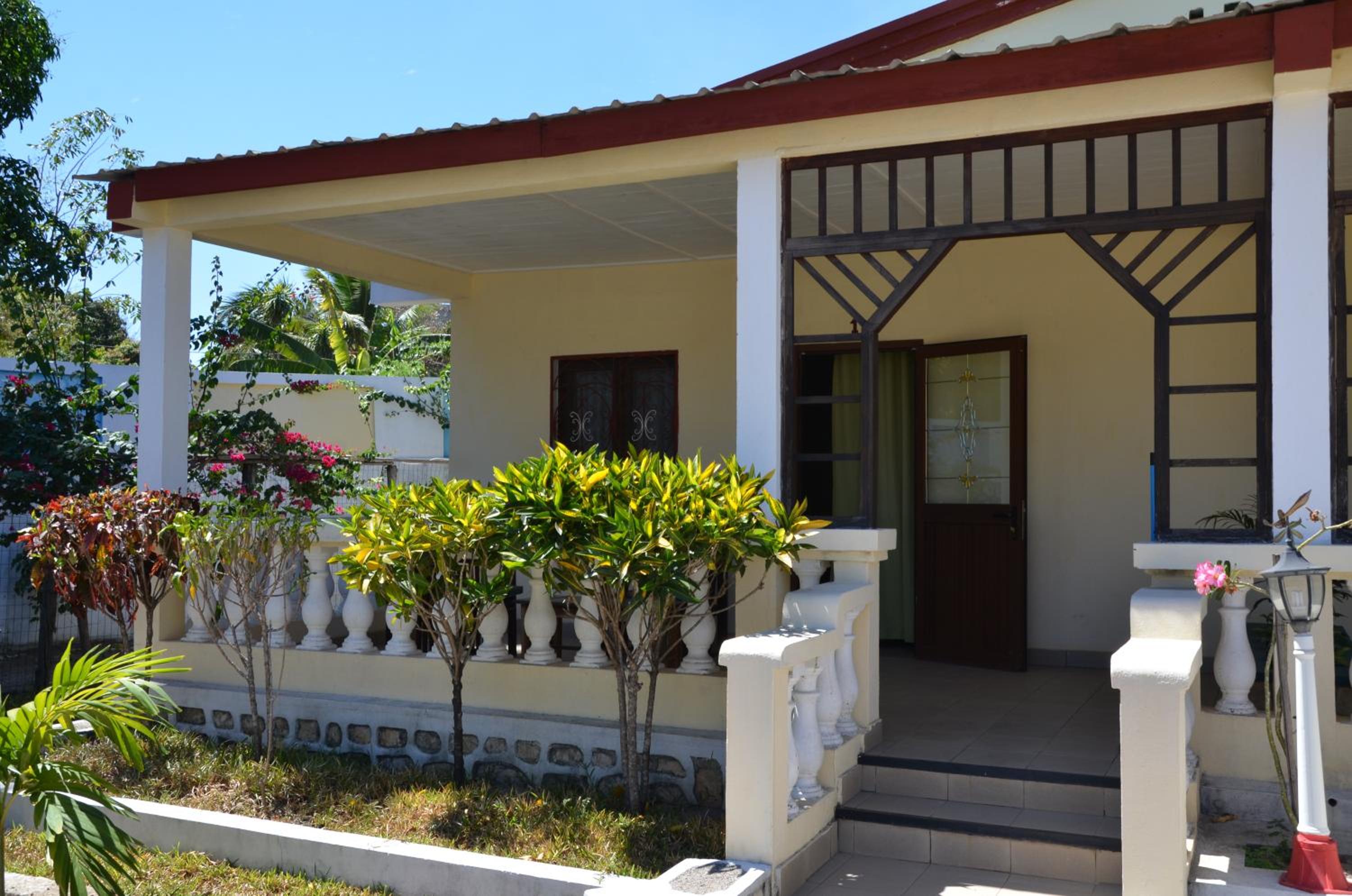 SAARA HOTEL